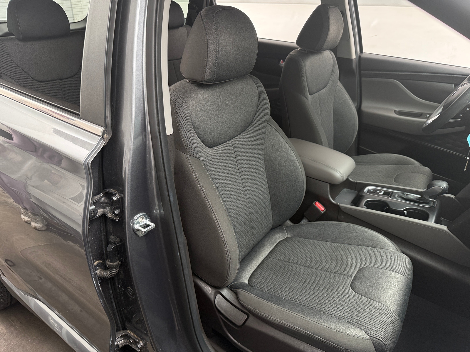Thumbnail: 2019 Hyundai Santa Fe - 2