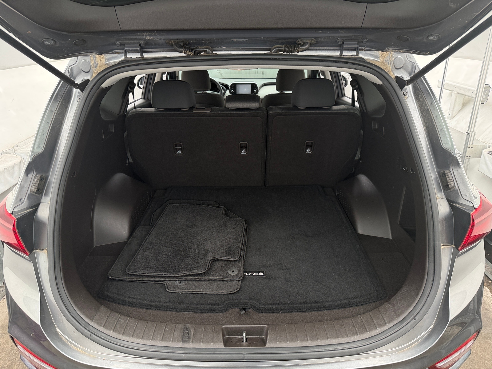 Thumbnail: 2019 Hyundai Santa Fe - 7