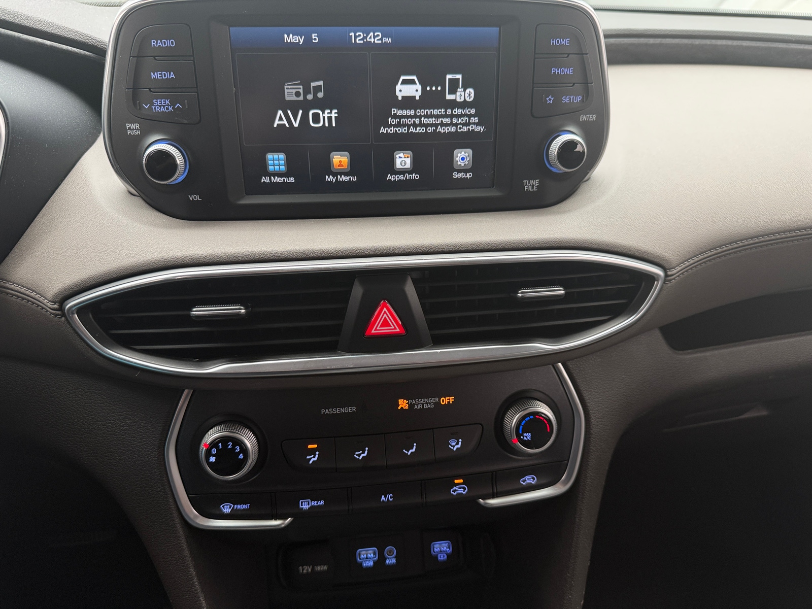 Thumbnail: 2019 Hyundai Santa Fe - 4