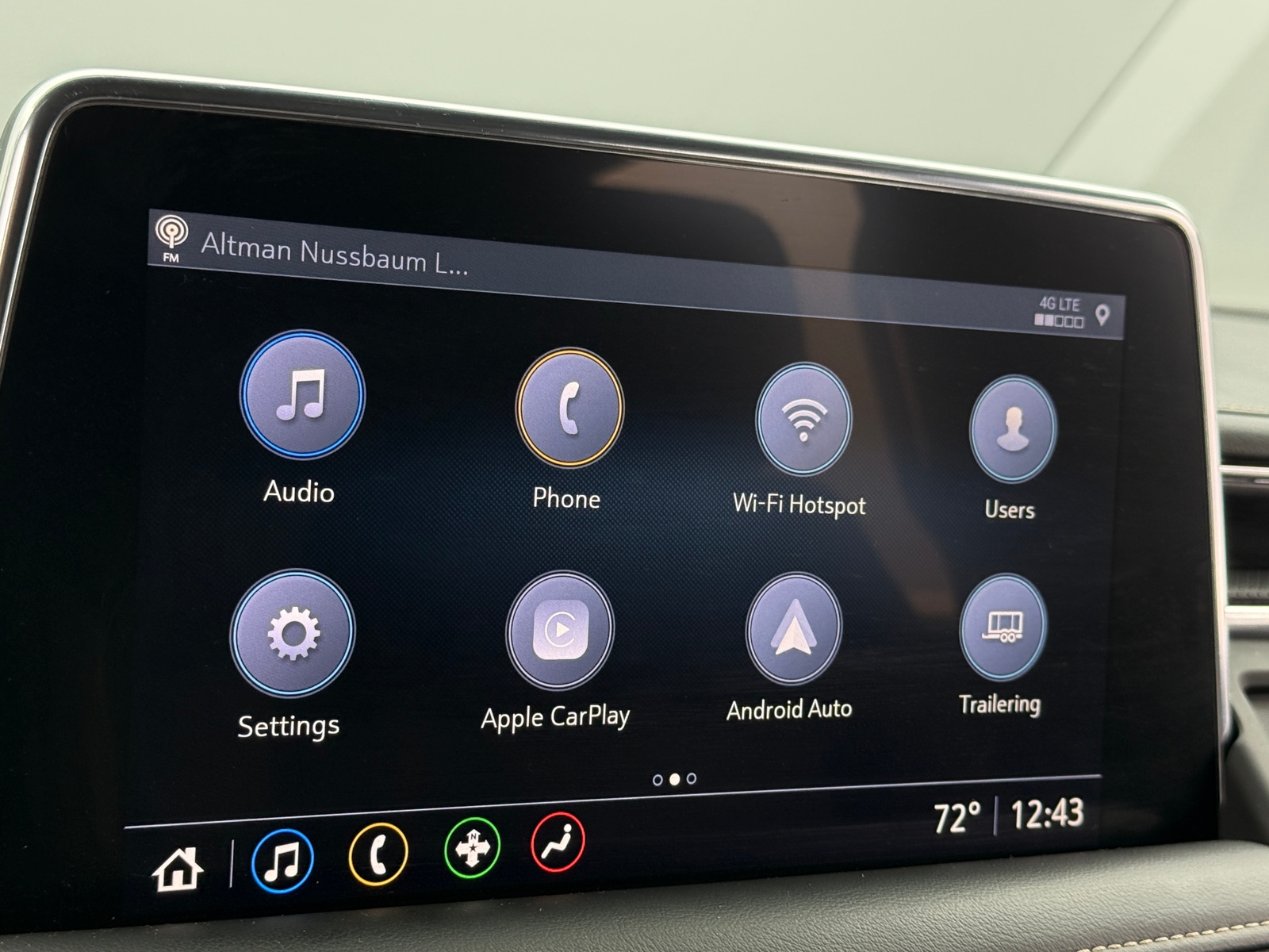 Thumbnail: 2021 GMC Yukon XL - 3