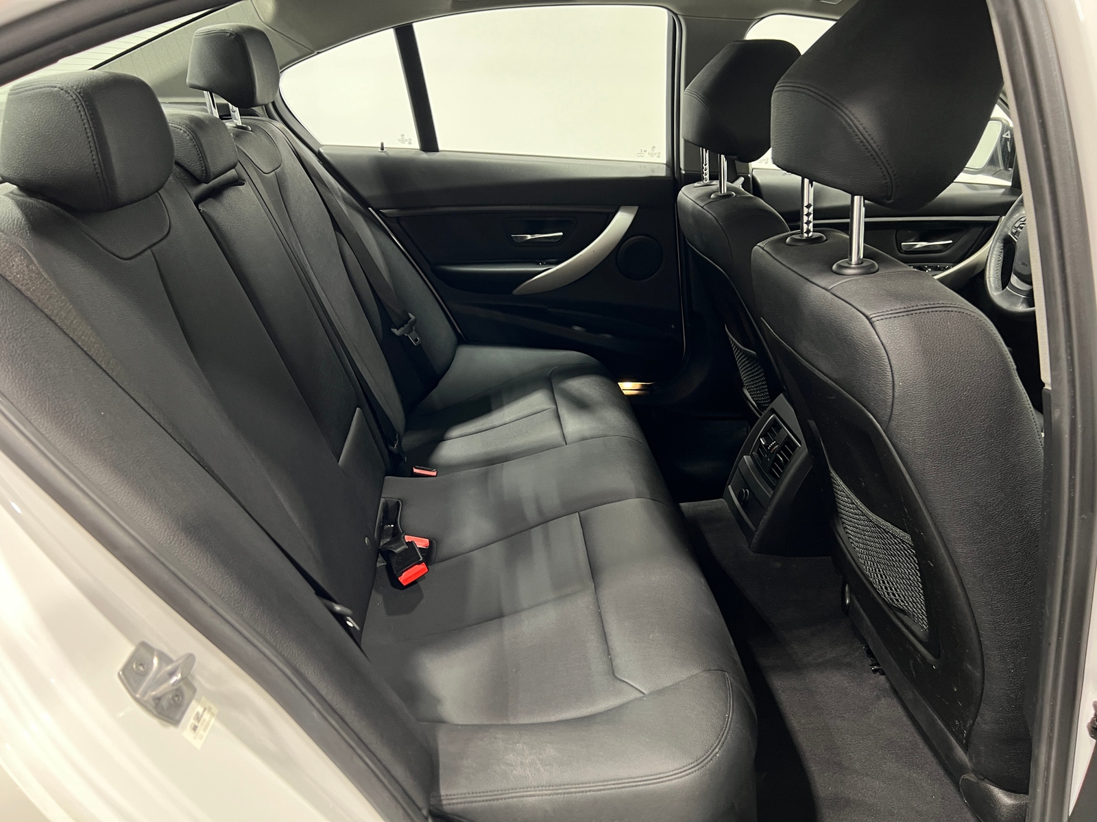 Thumbnail: 2018 BMW 3 Series - 5