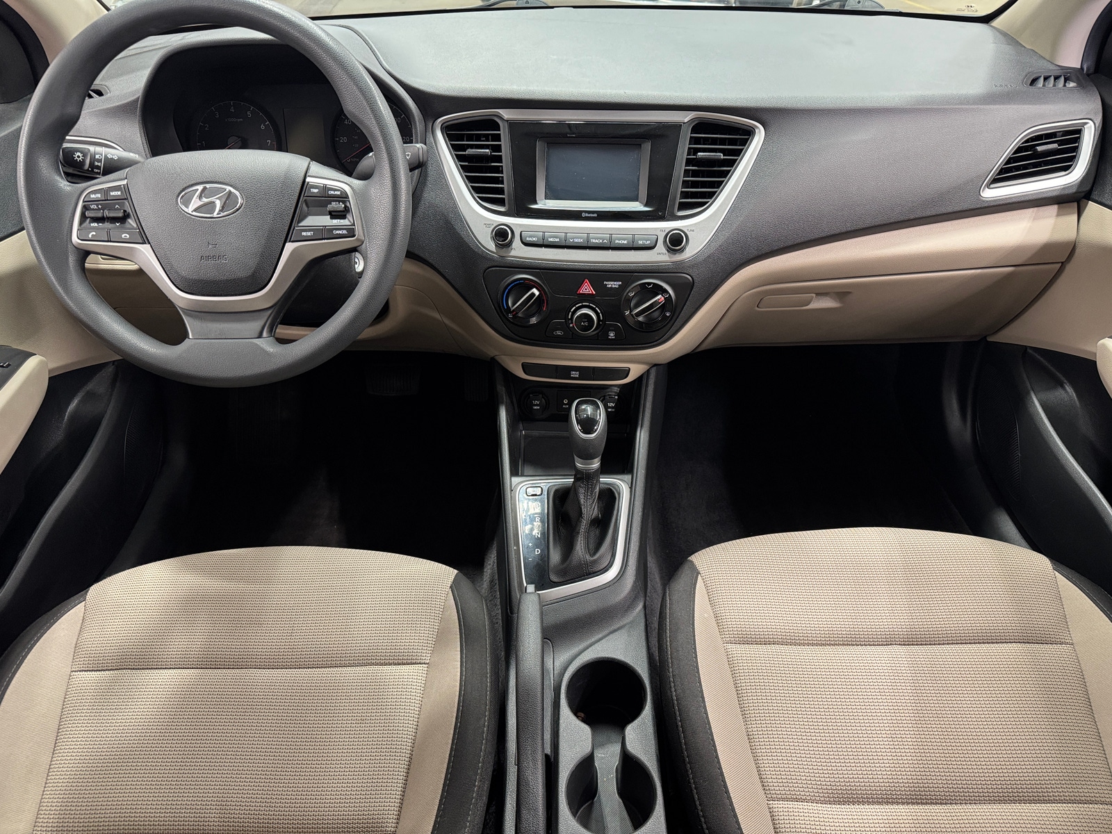 Thumbnail: 2022 Hyundai Accent - 3