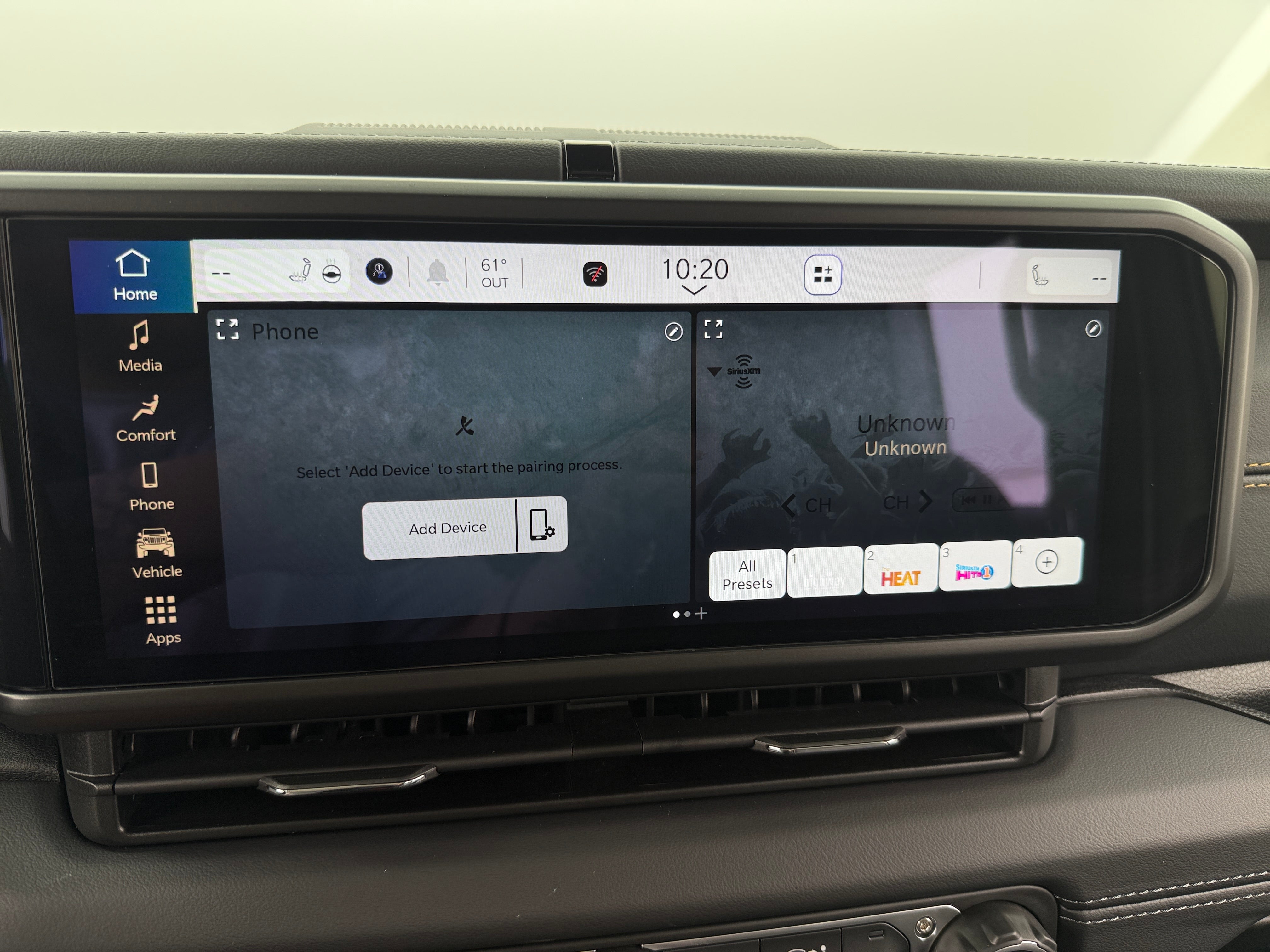 2026 Jeep Gladiator Sahara - Photo 12