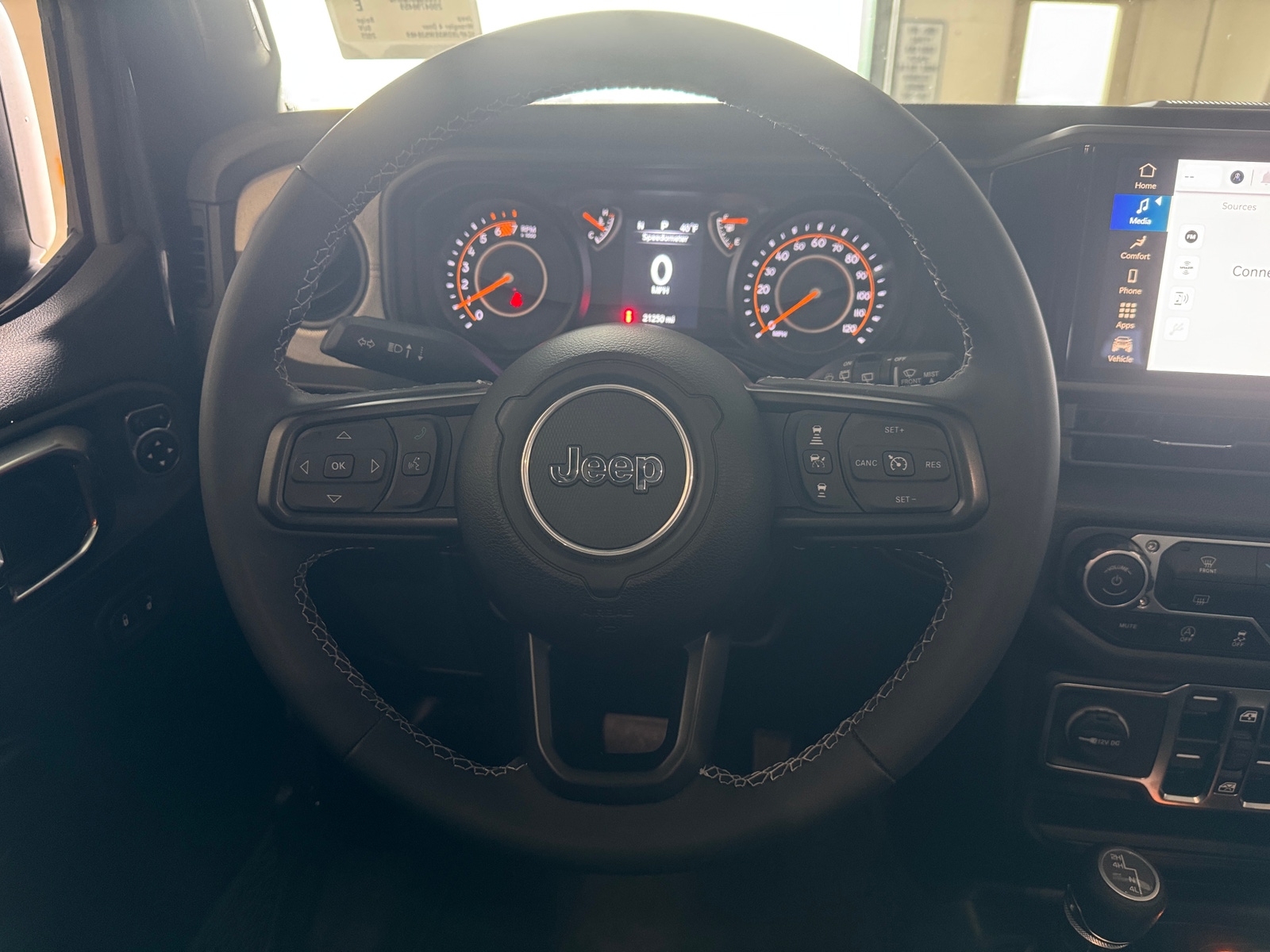 Thumbnail: 2025 Jeep Wrangler - 5