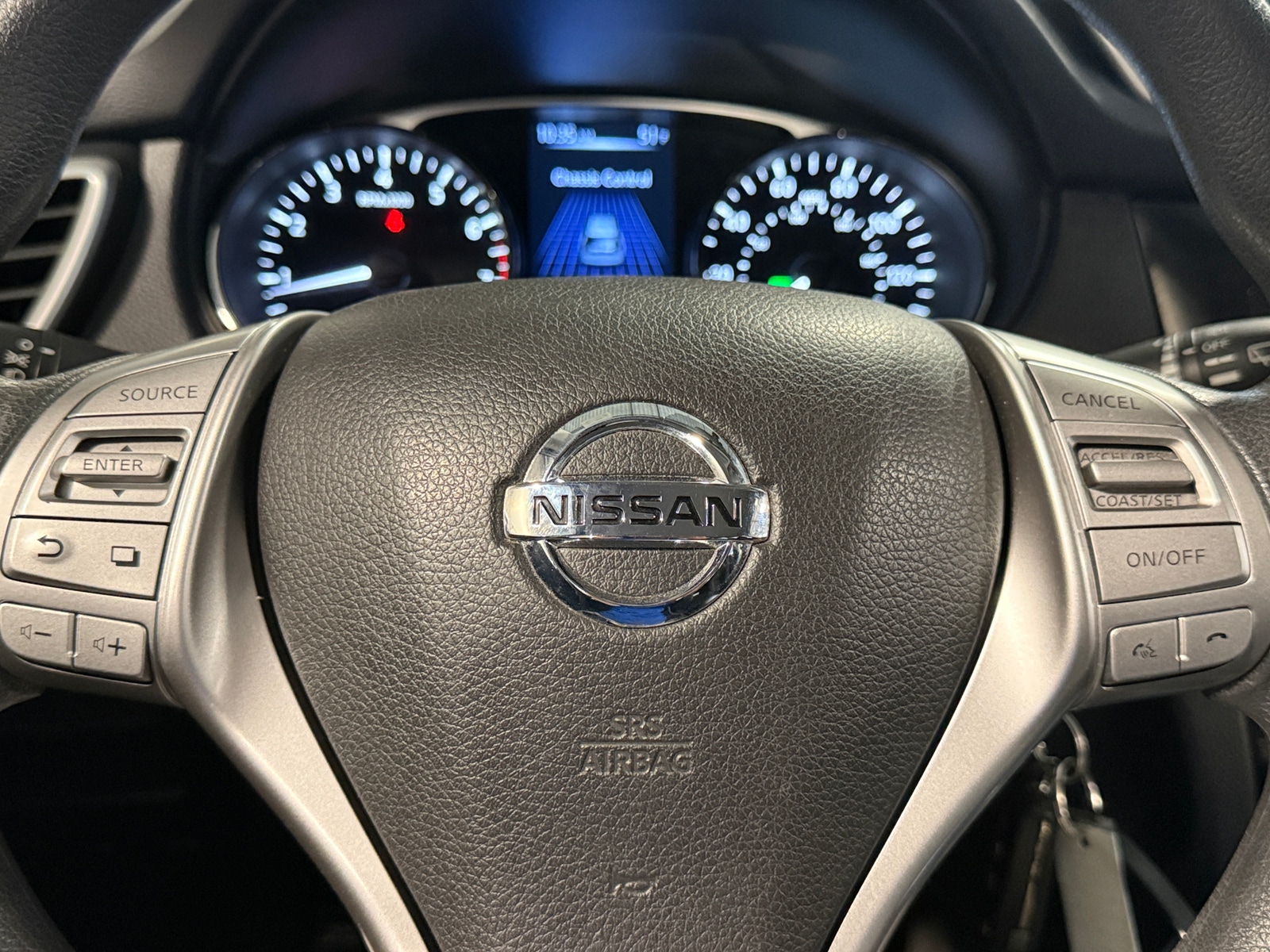 Thumbnail: 2016 Nissan Rogue - 5