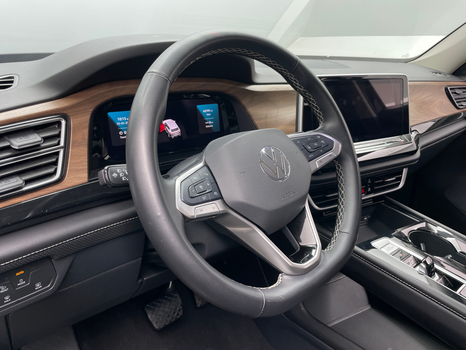 Thumbnail: 2025 Volkswagen Atlas - 4