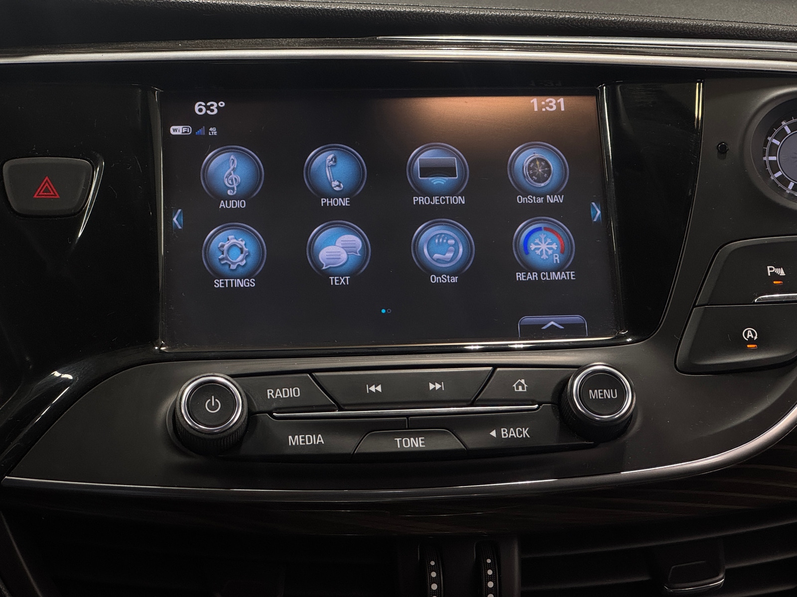 Thumbnail: 2019 Buick Envision - 3