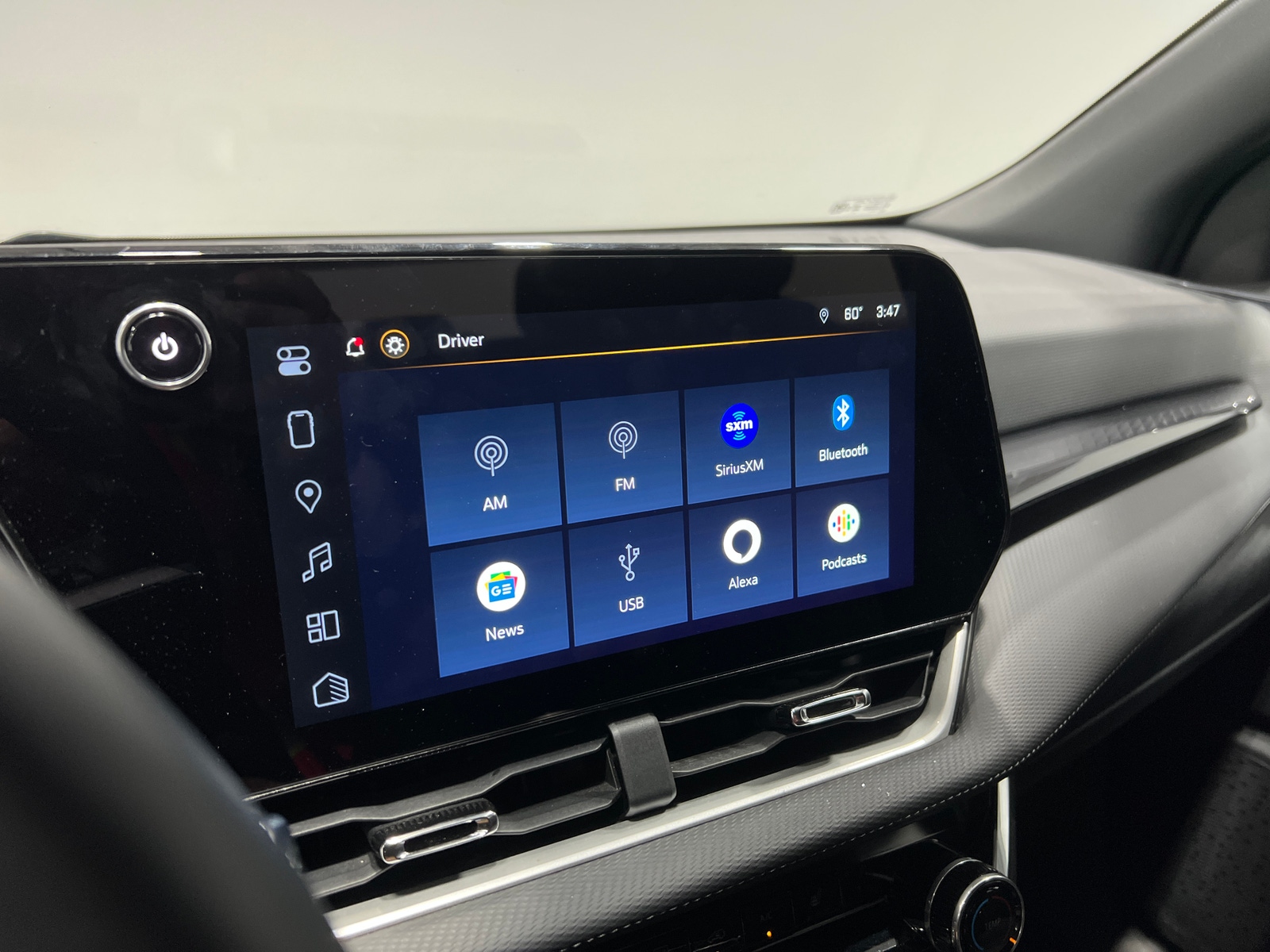 Thumbnail: 2025 Chevrolet Equinox - 4