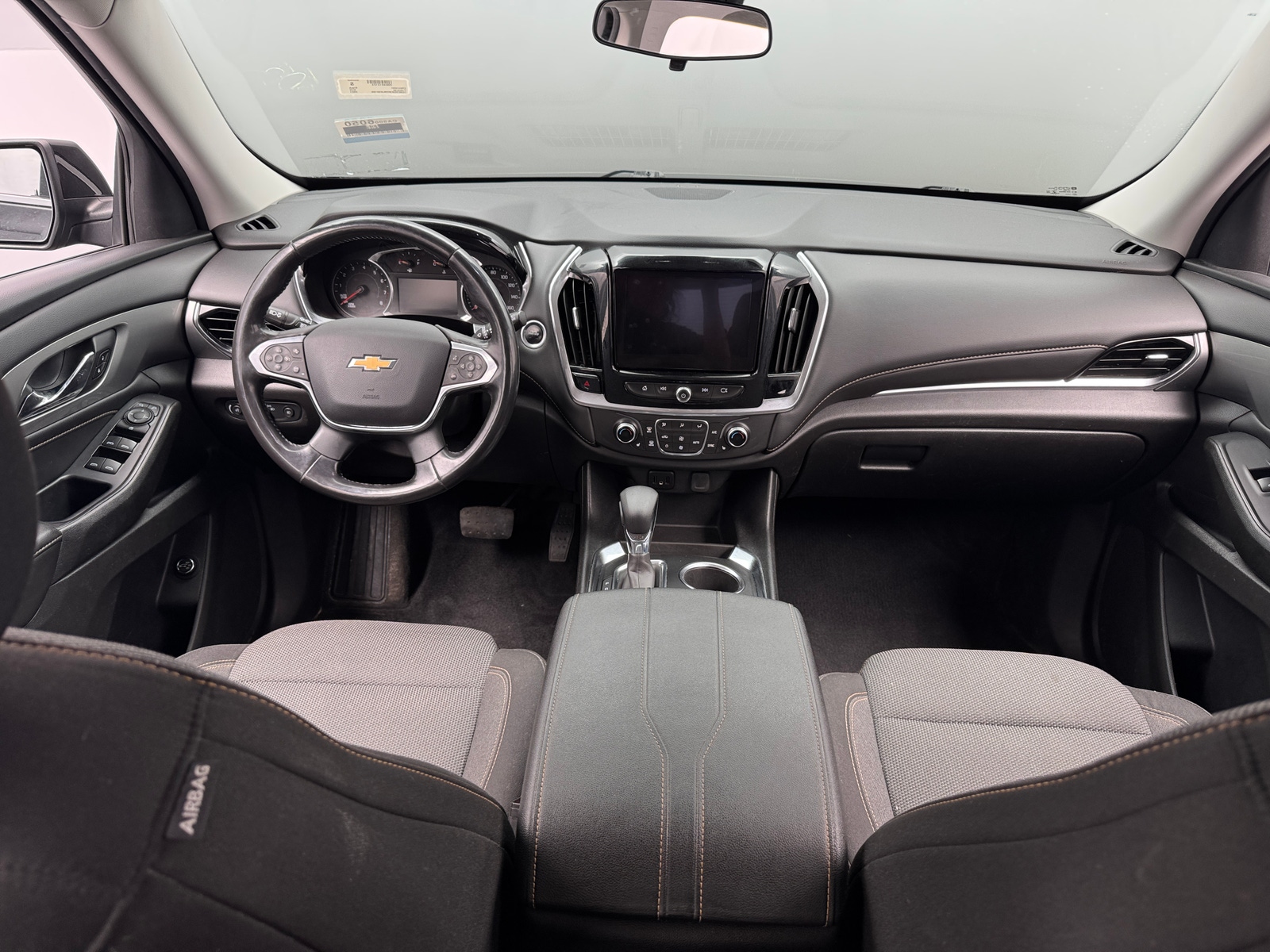 Thumbnail: 2021 Chevrolet Traverse - 3