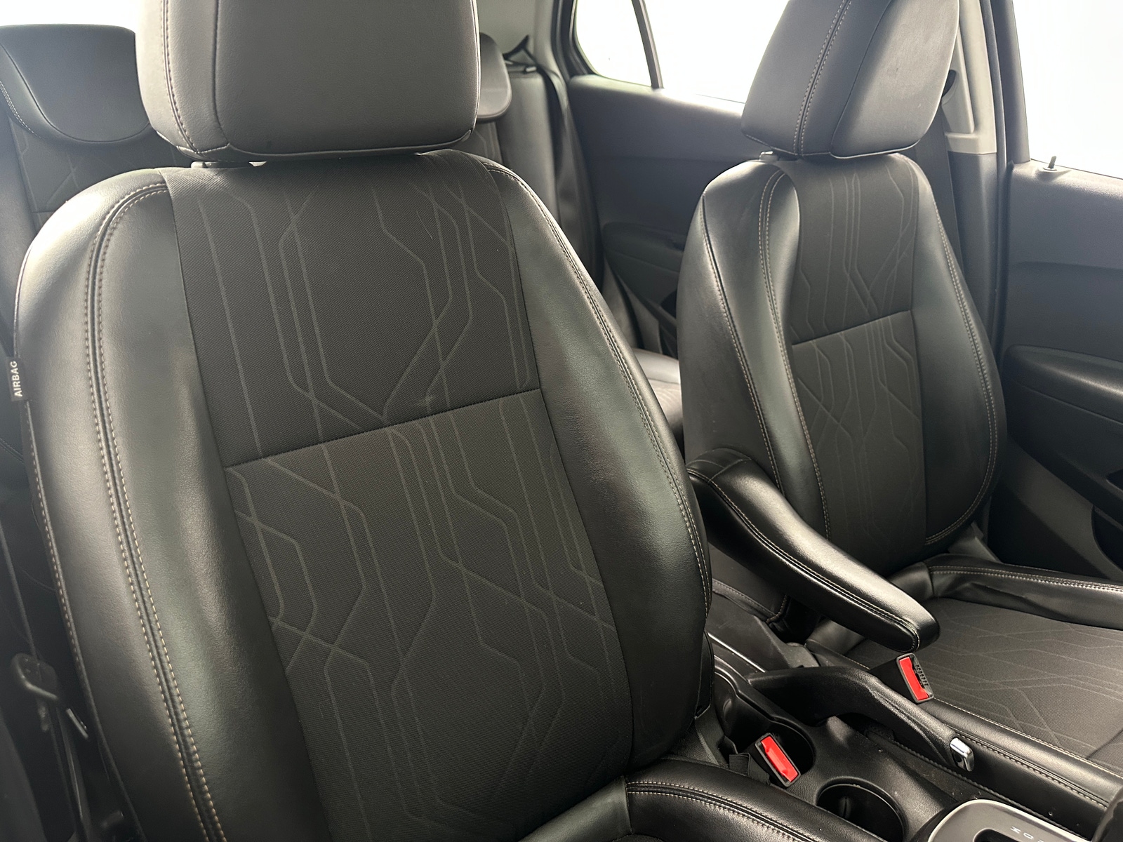 Thumbnail: 2020 Chevrolet Trax - 2