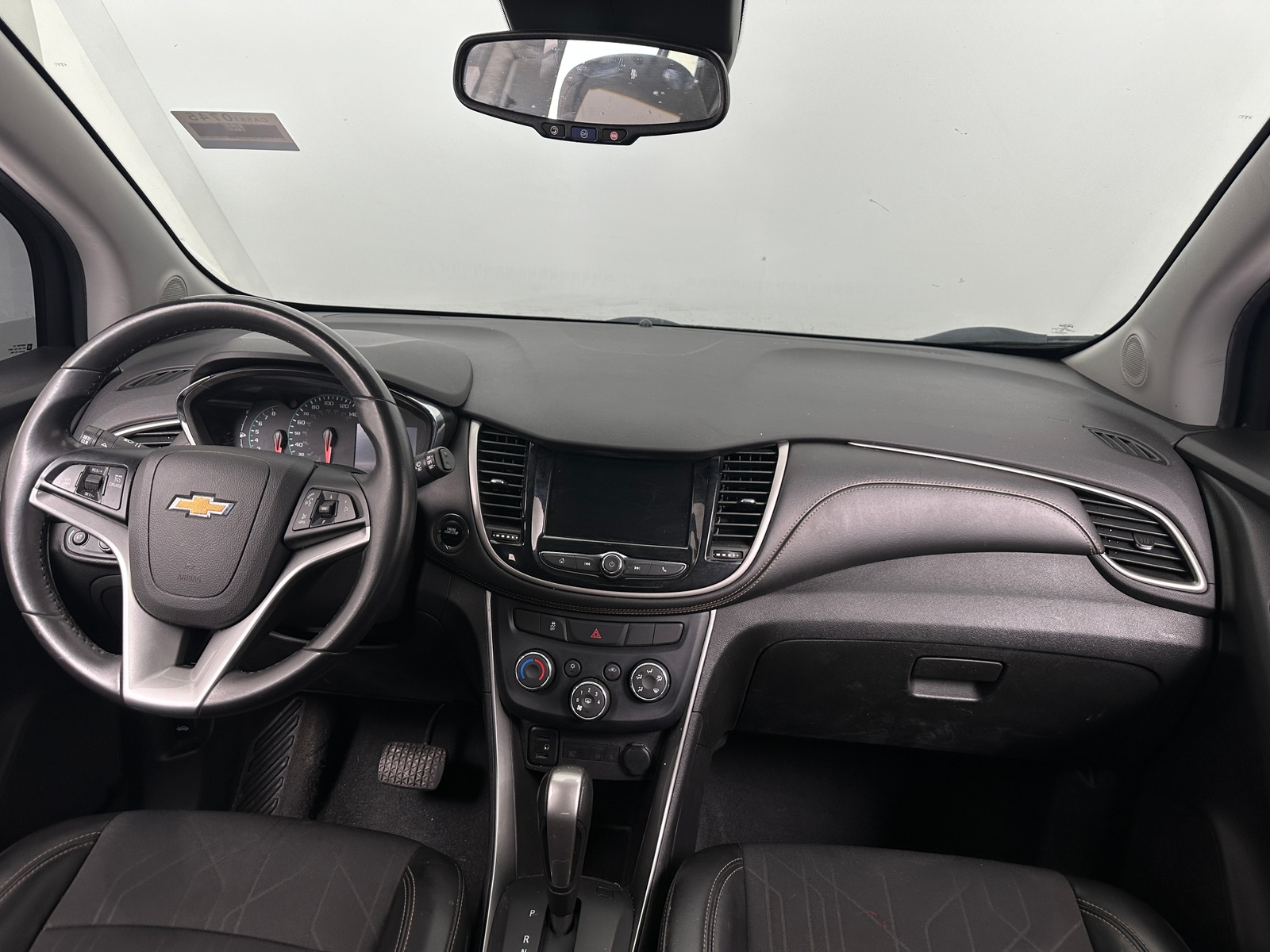 Thumbnail: 2020 Chevrolet Trax - 3