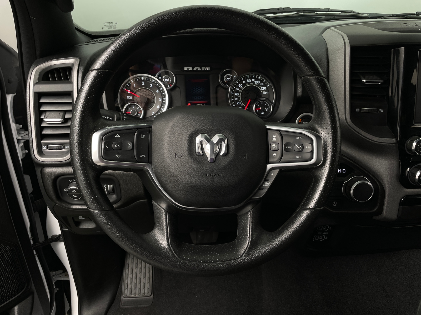 Thumbnail: 2025 RAM 1500 - 4