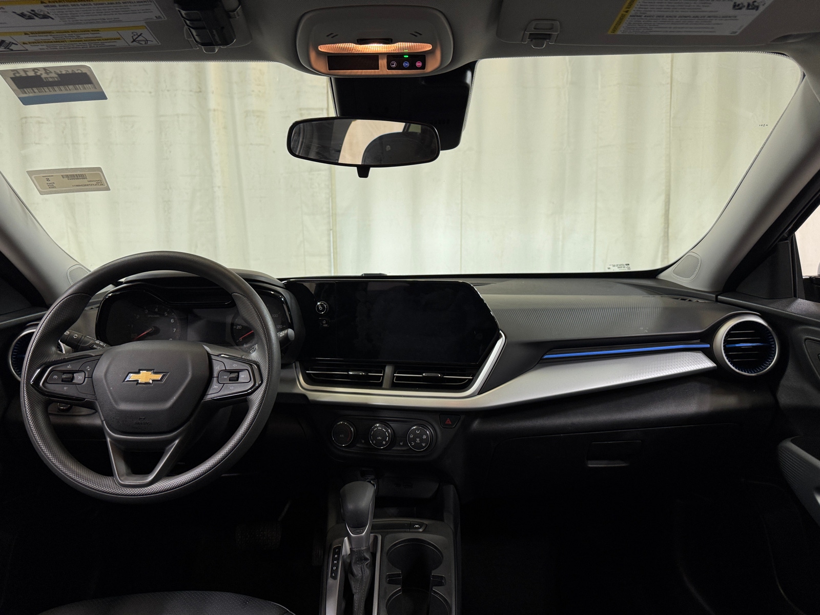 Thumbnail: 2025 Chevrolet Trax - 3