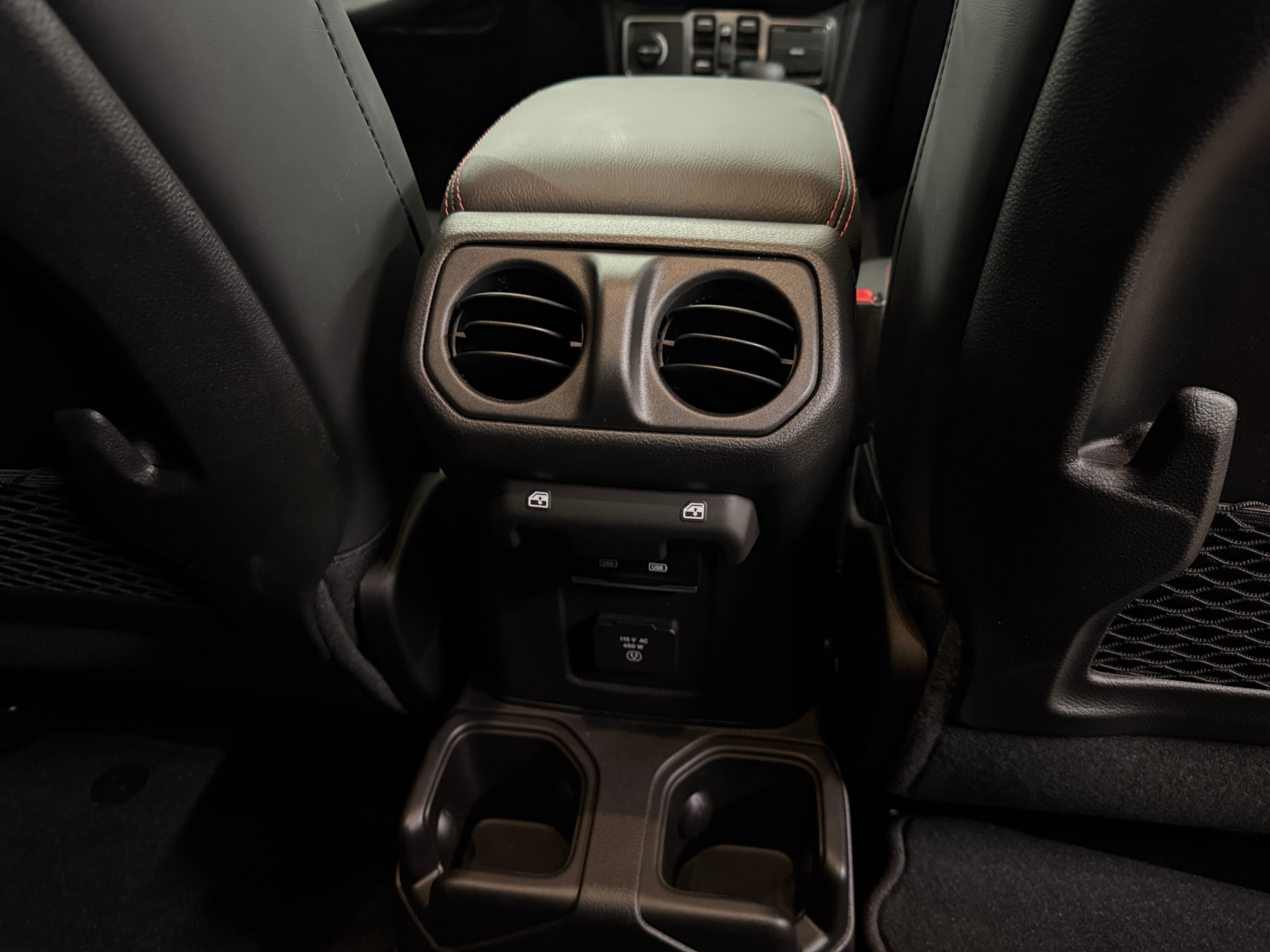 2026 Jeep Gladiator Rubicon Auto's photo