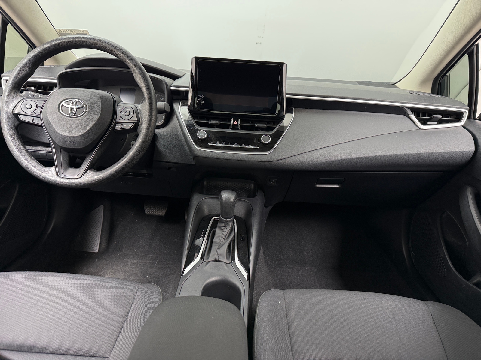 Thumbnail: 2025 Toyota Corolla - 3