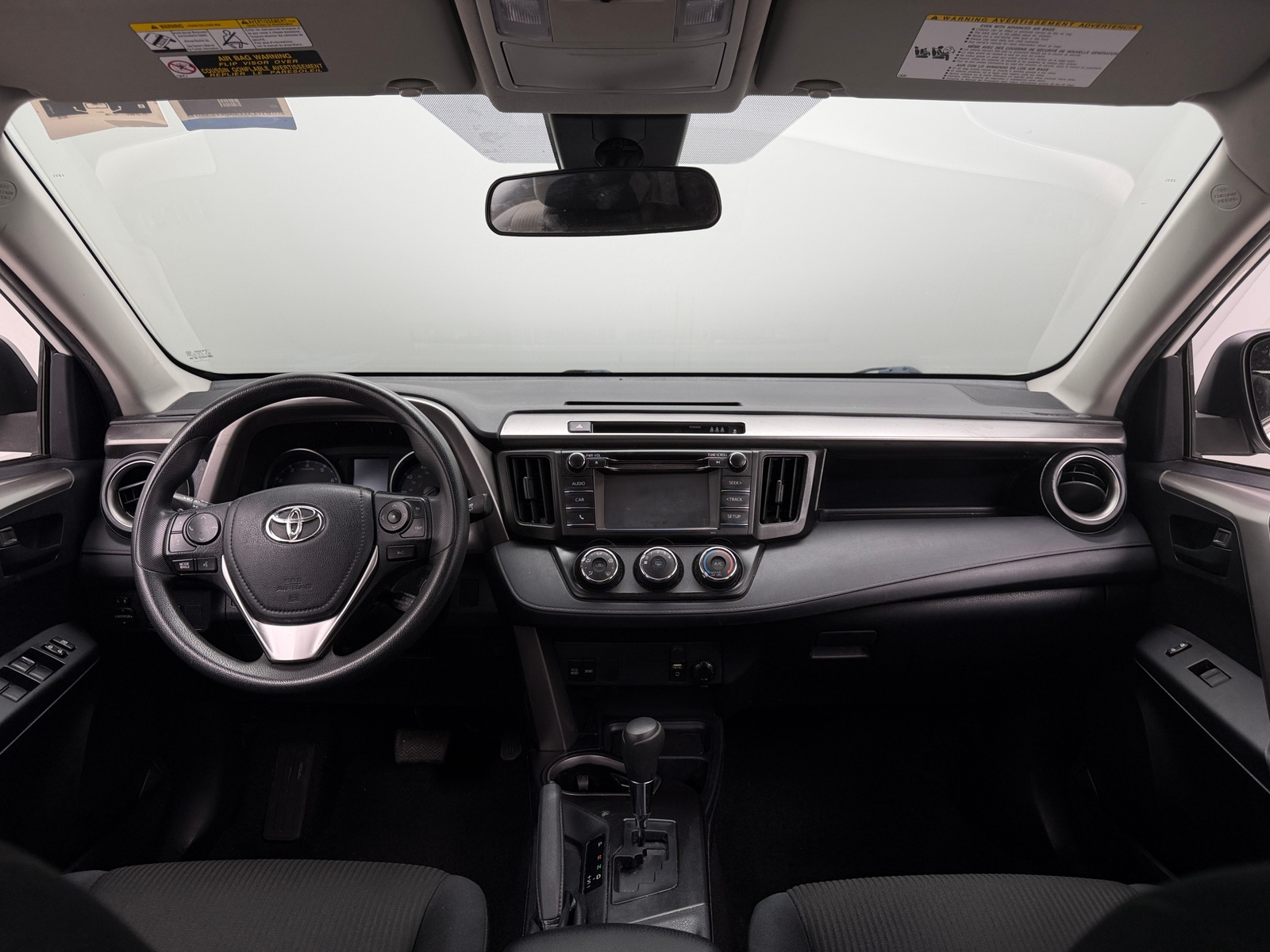 Thumbnail: 2018 Toyota RAV4 - 3