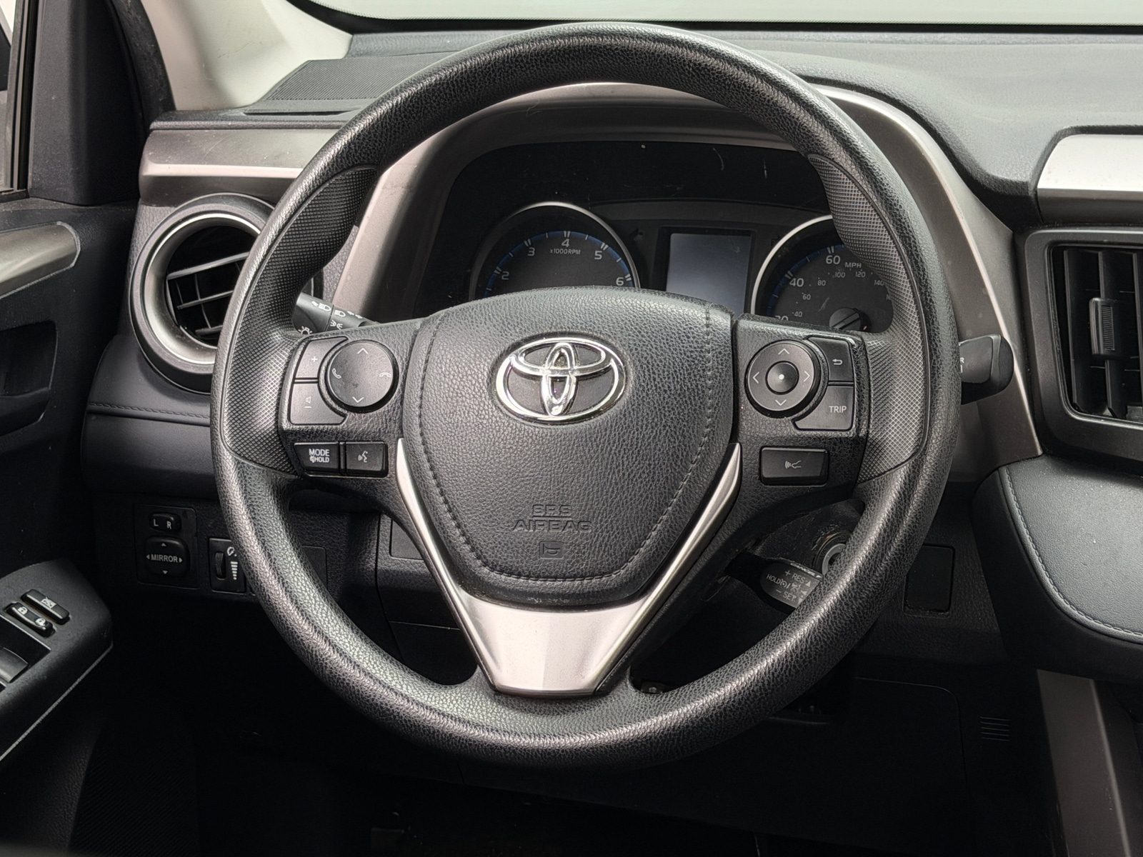 Thumbnail: 2018 Toyota RAV4 - 5