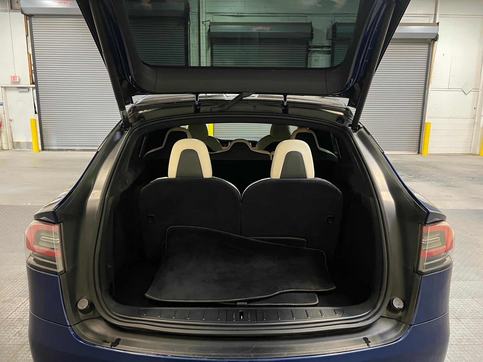 Thumbnail: 2020 Tesla Model X - 6