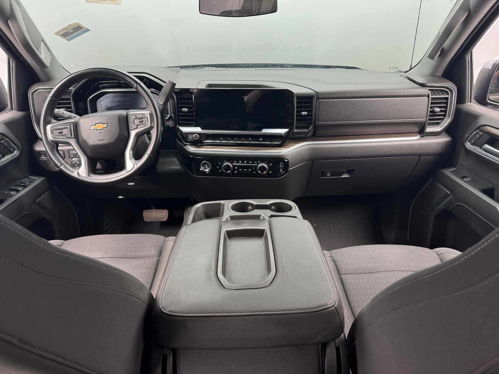 Thumbnail: 2023 Chevrolet Silverado 1500 - 3
