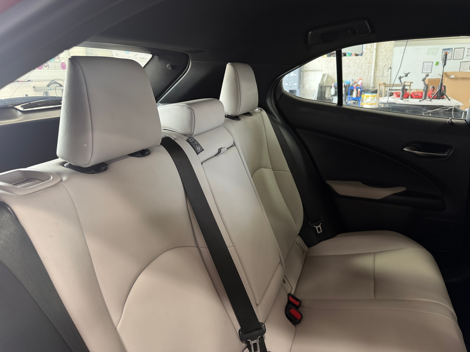 Thumbnail: 2021 Lexus UX - 5