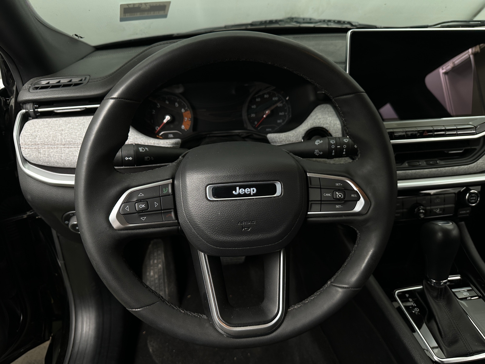Thumbnail: 2023 Jeep Compass - 4