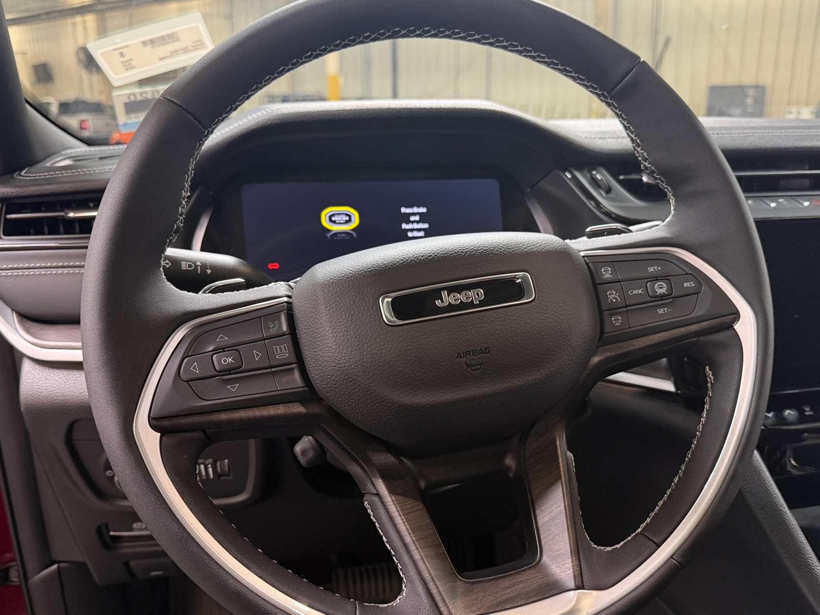 Thumbnail: 2026 Jeep Grand Cherokee - 4