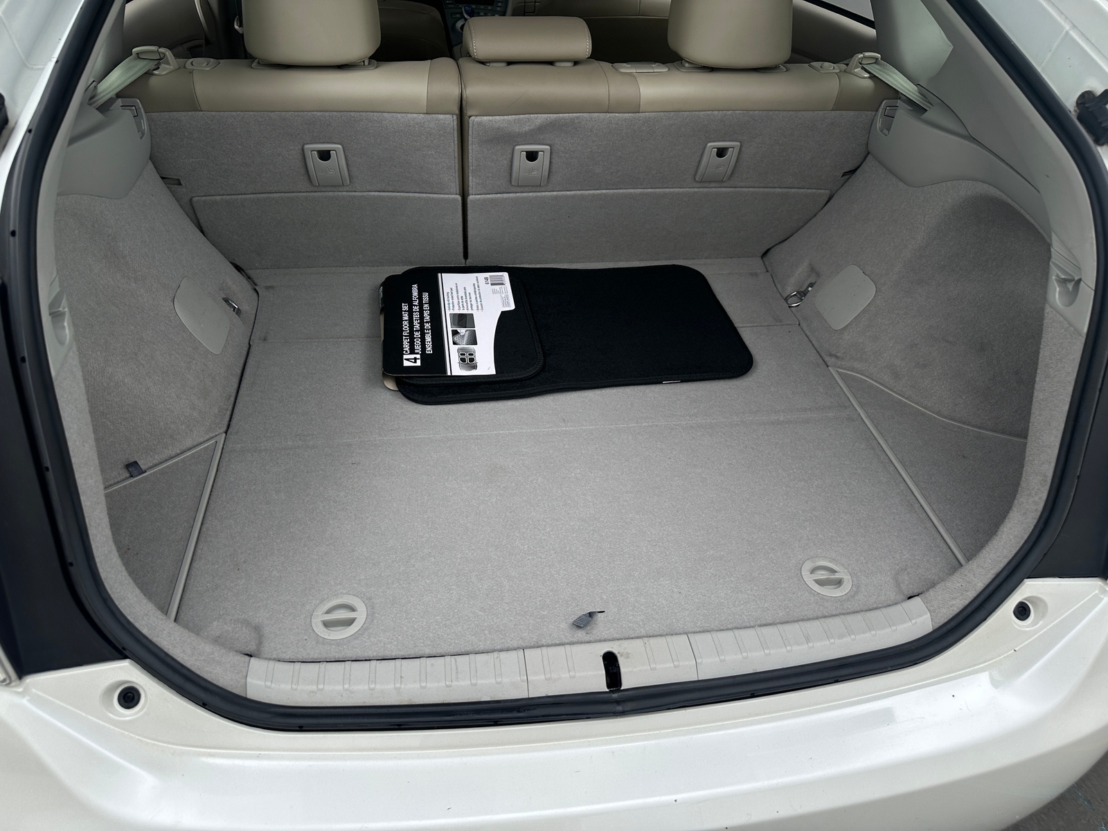 Thumbnail: 2014 Toyota Prius - 6