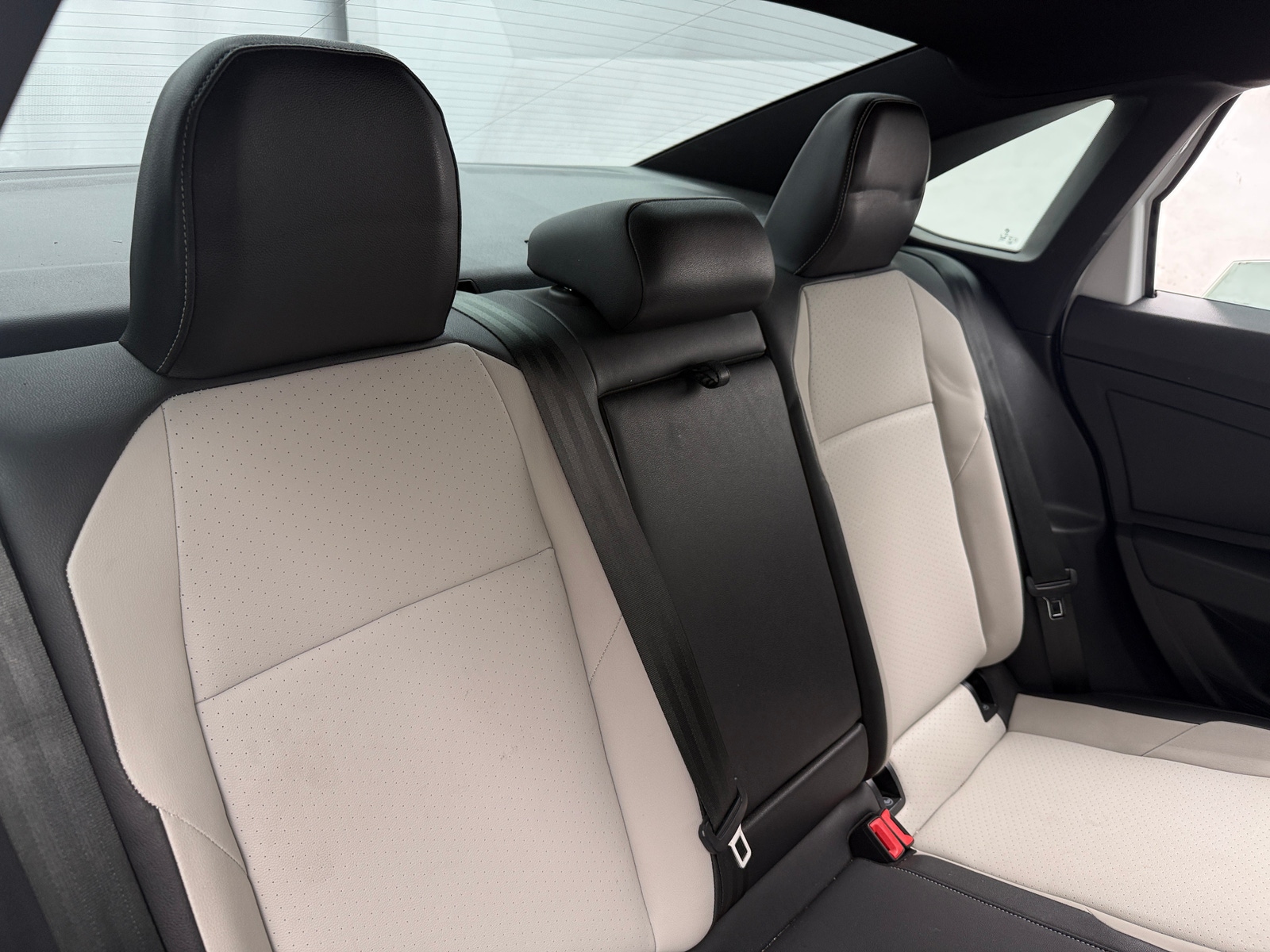 Thumbnail: 2019 Volkswagen Jetta - 6