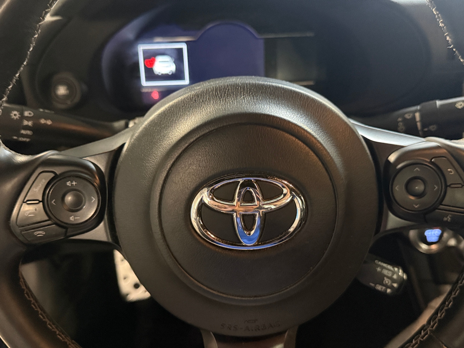 Thumbnail: 2023 Toyota GR86 - 4