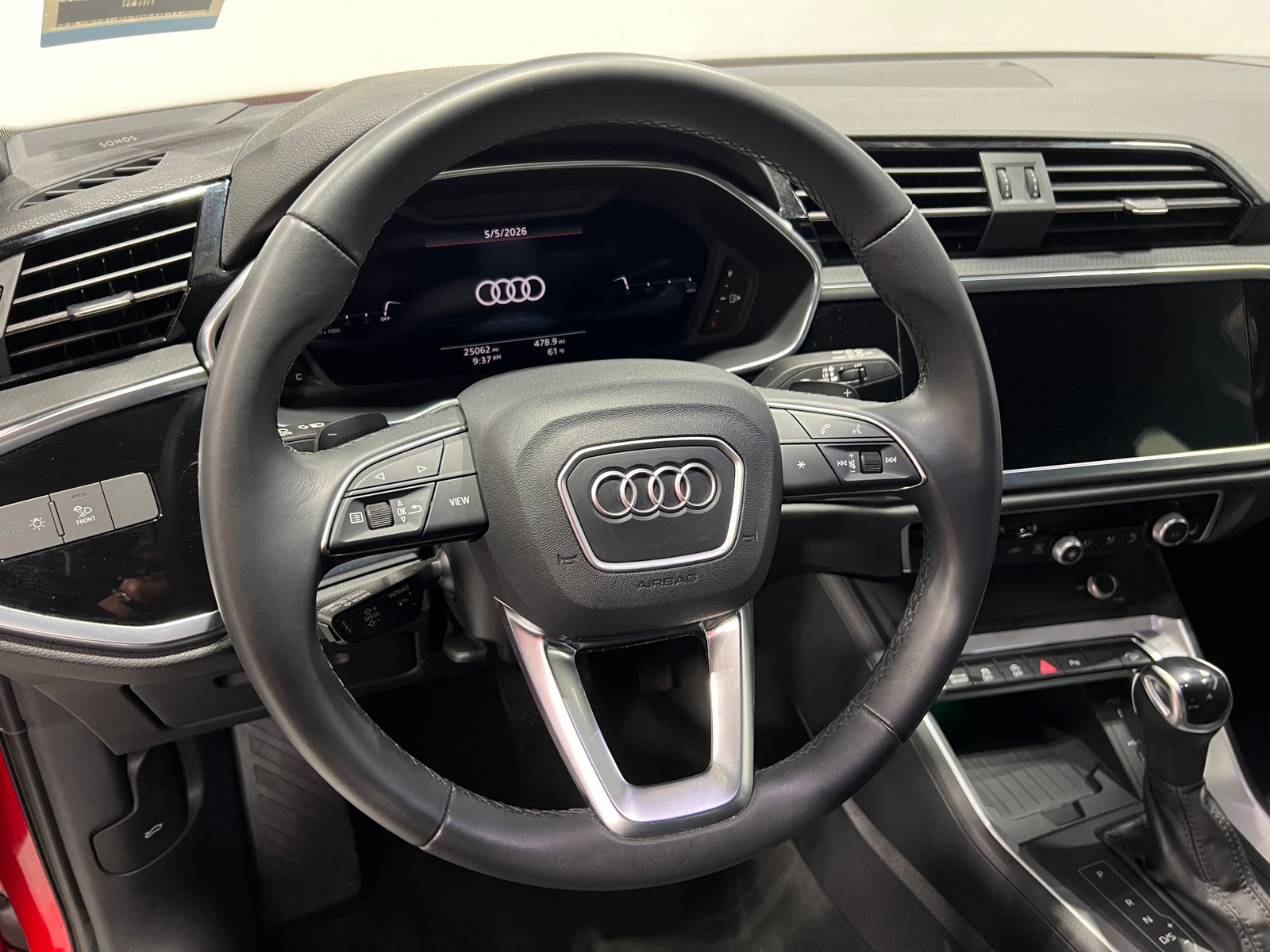 Thumbnail: 2023 Audi Q3 - 4