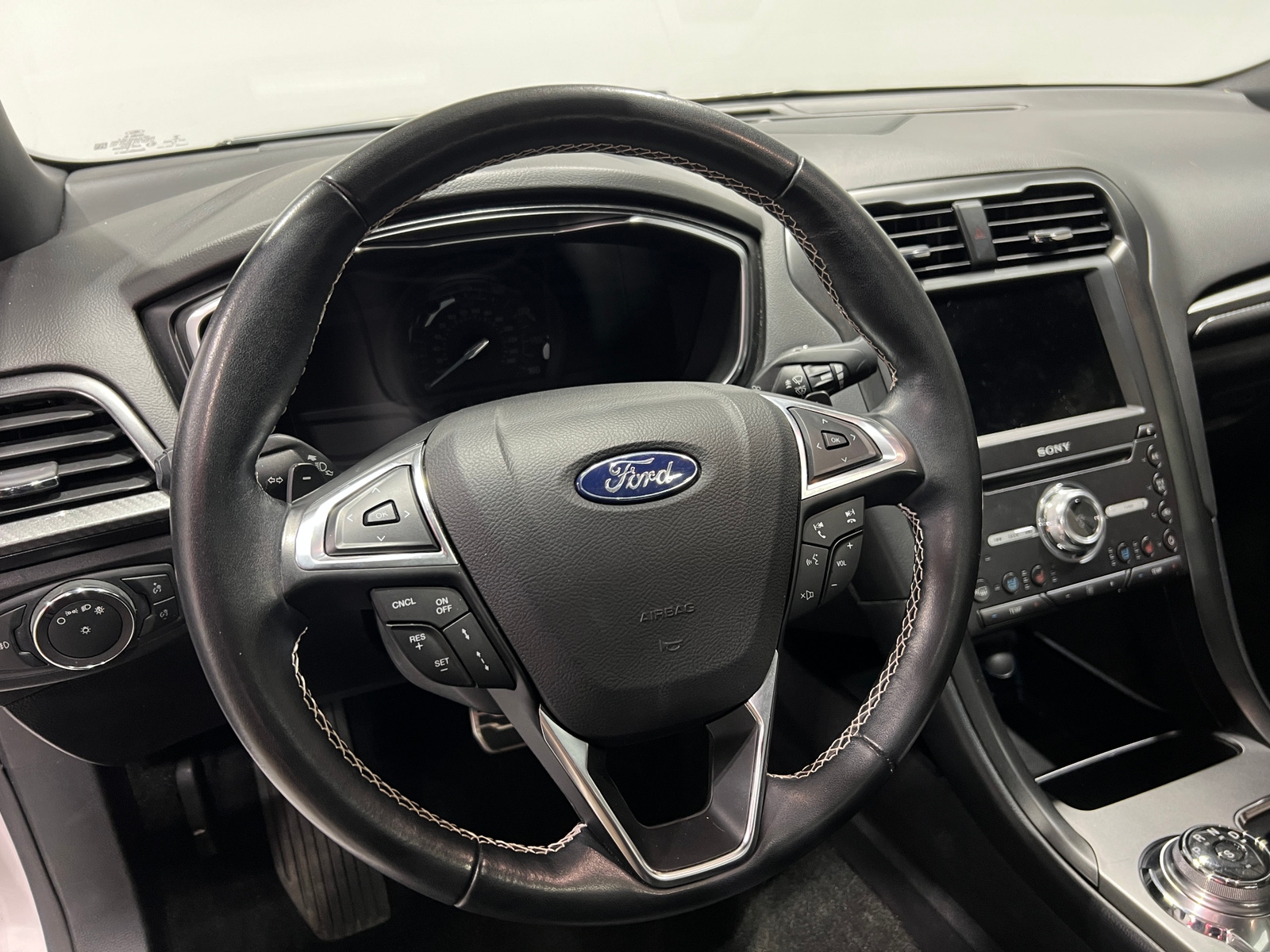 Thumbnail: 2019 Ford Fusion - 4