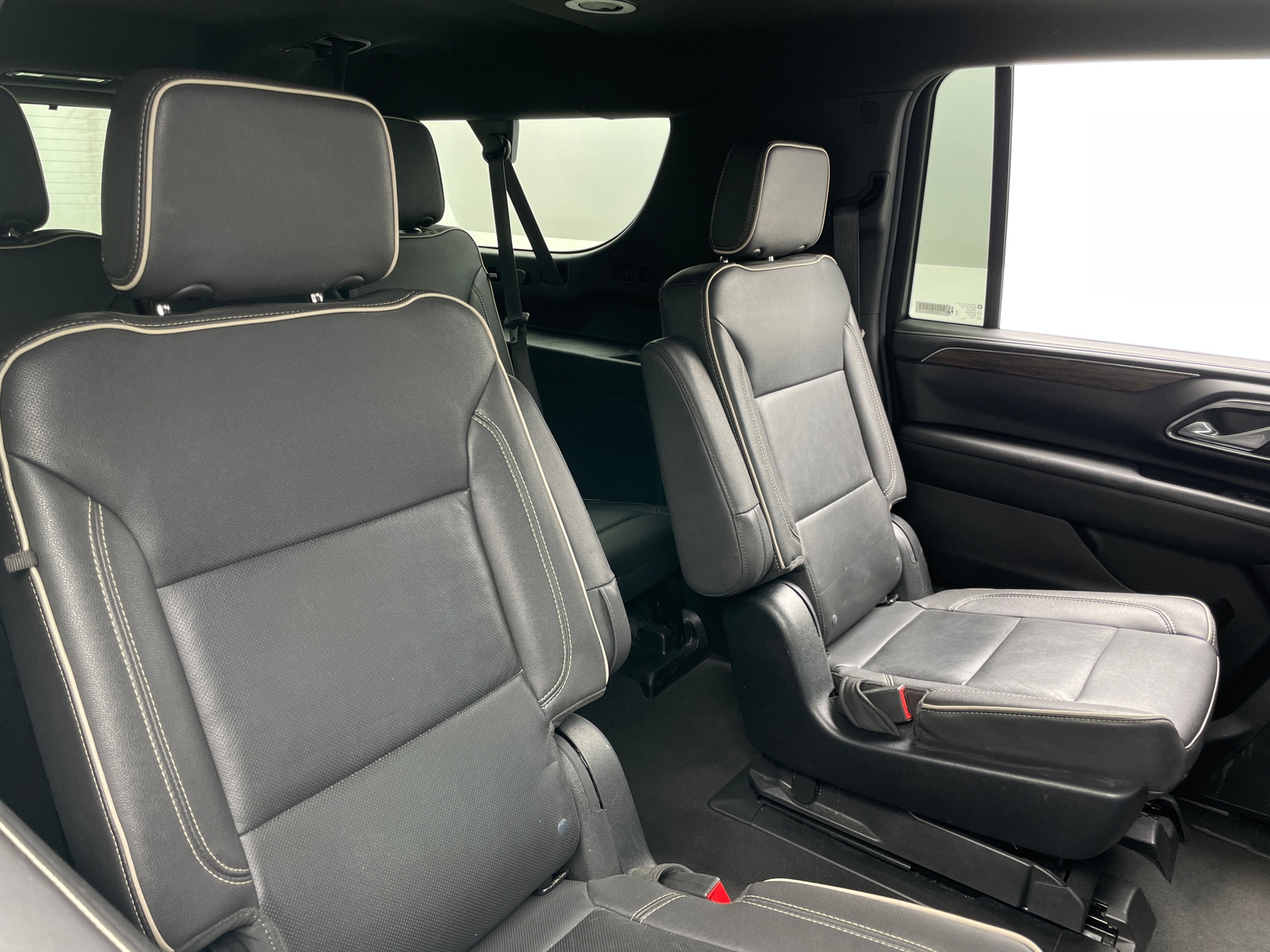 Thumbnail: 2023 Chevrolet Suburban - 5