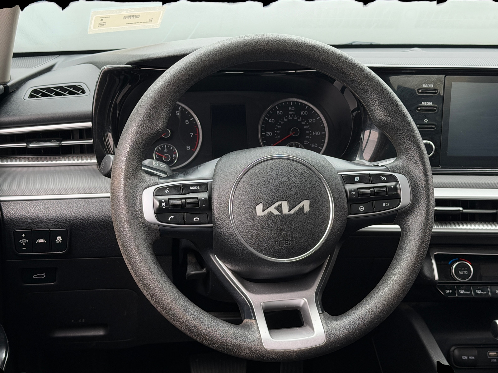 Thumbnail: 2023 Kia K5 - 5