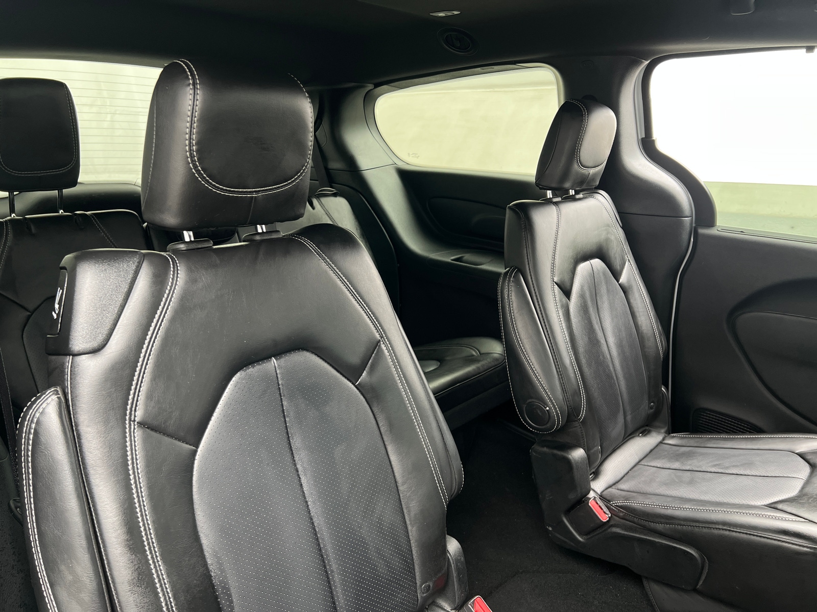 Thumbnail: 2025 Chrysler Pacifica - 5