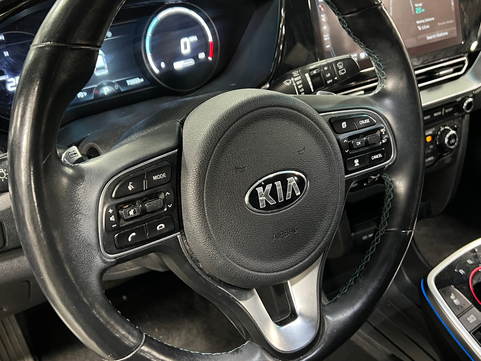 Thumbnail: 2020 Kia Niro - 4