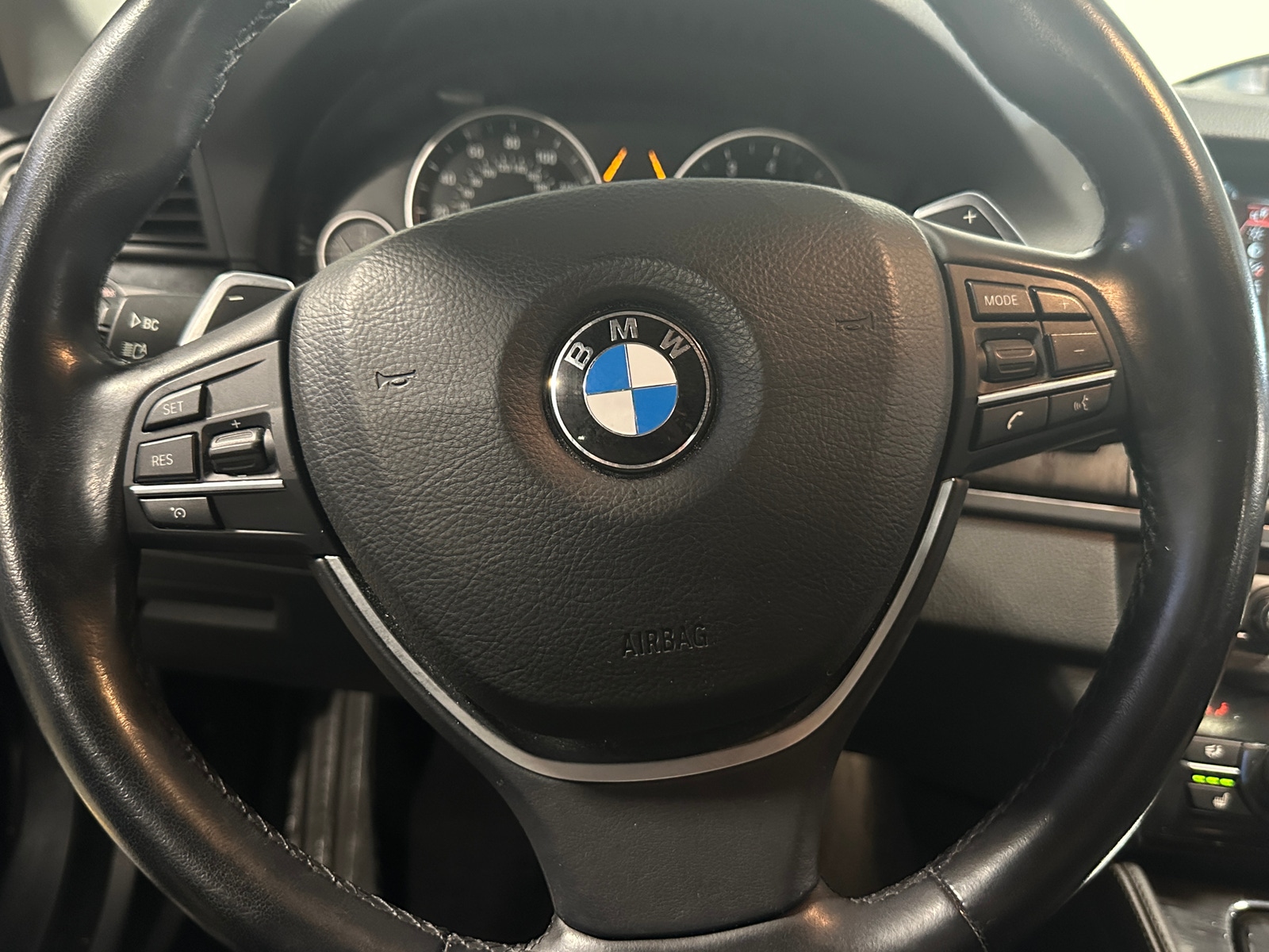 Thumbnail: 2015 BMW 5 Series - 4