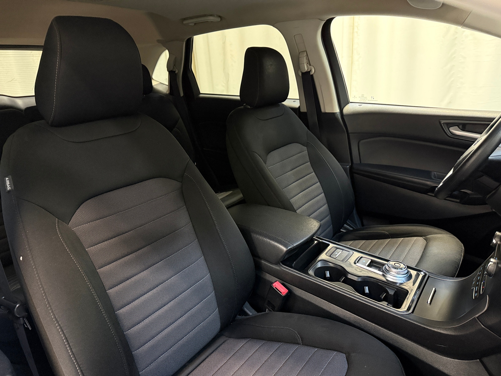 Thumbnail: 2020 Ford Edge - 2