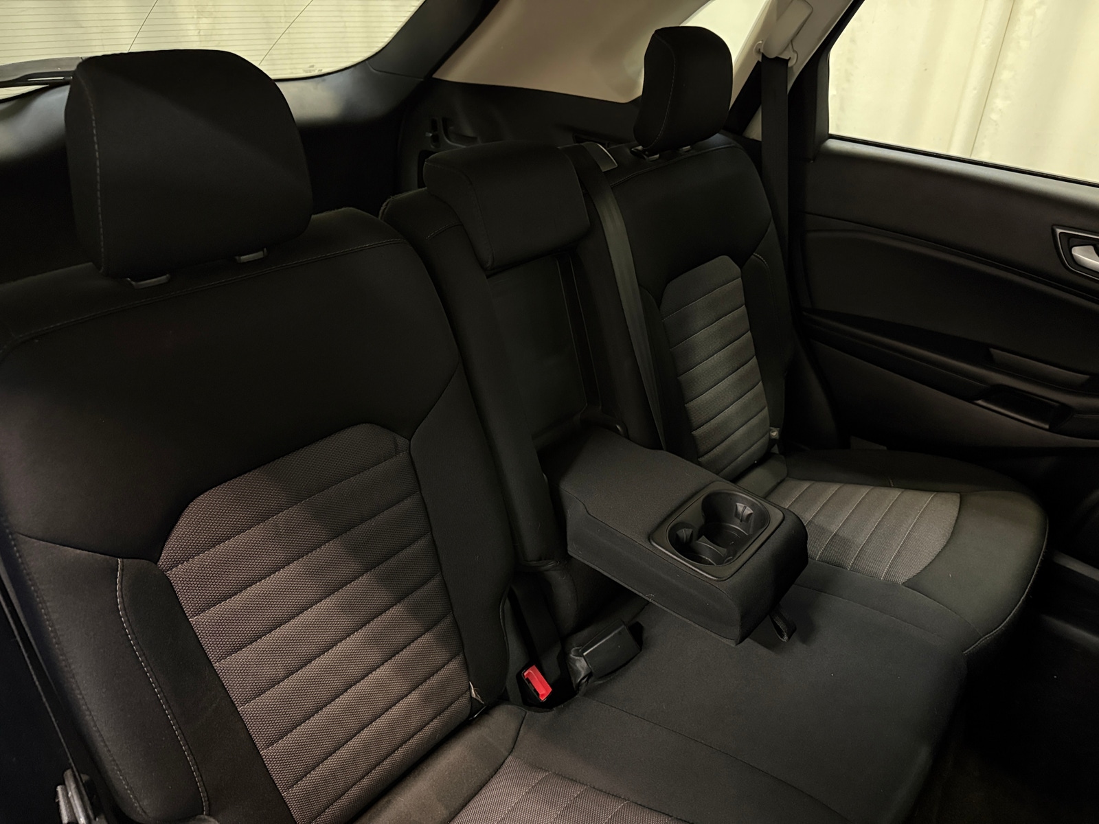 Thumbnail: 2020 Ford Edge - 6