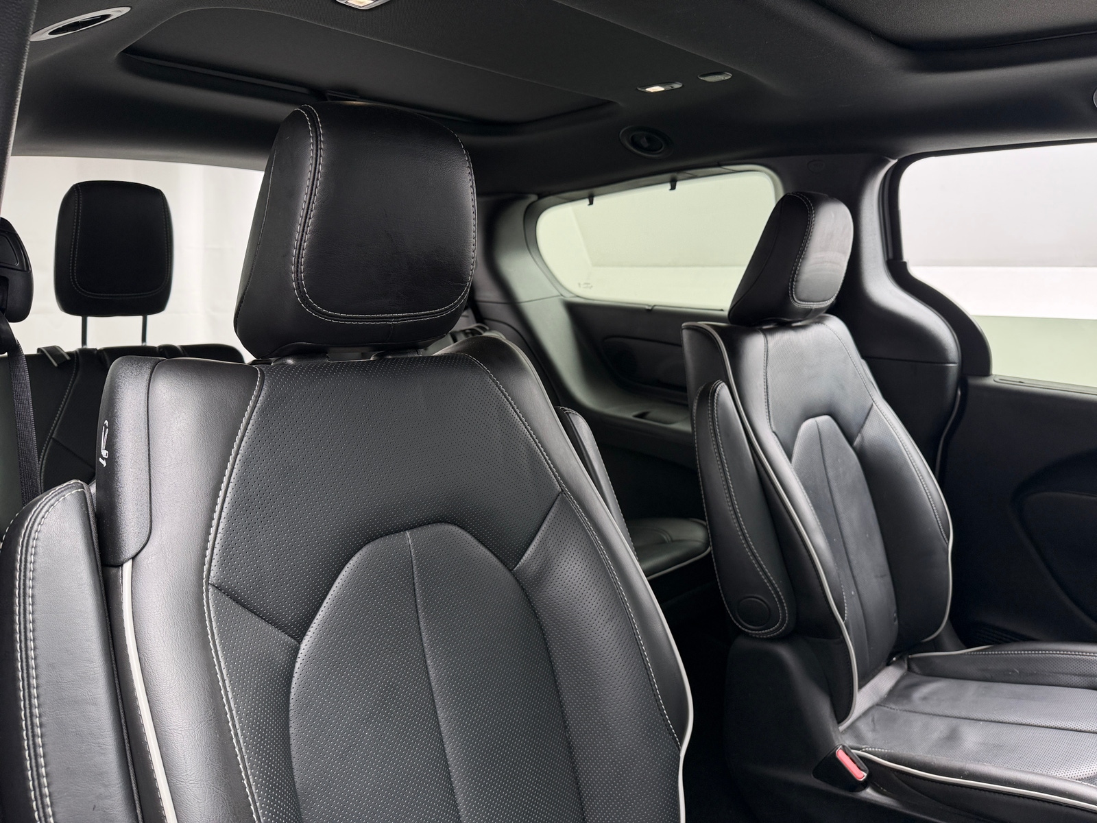 Thumbnail: 2020 Chrysler Pacifica - 5