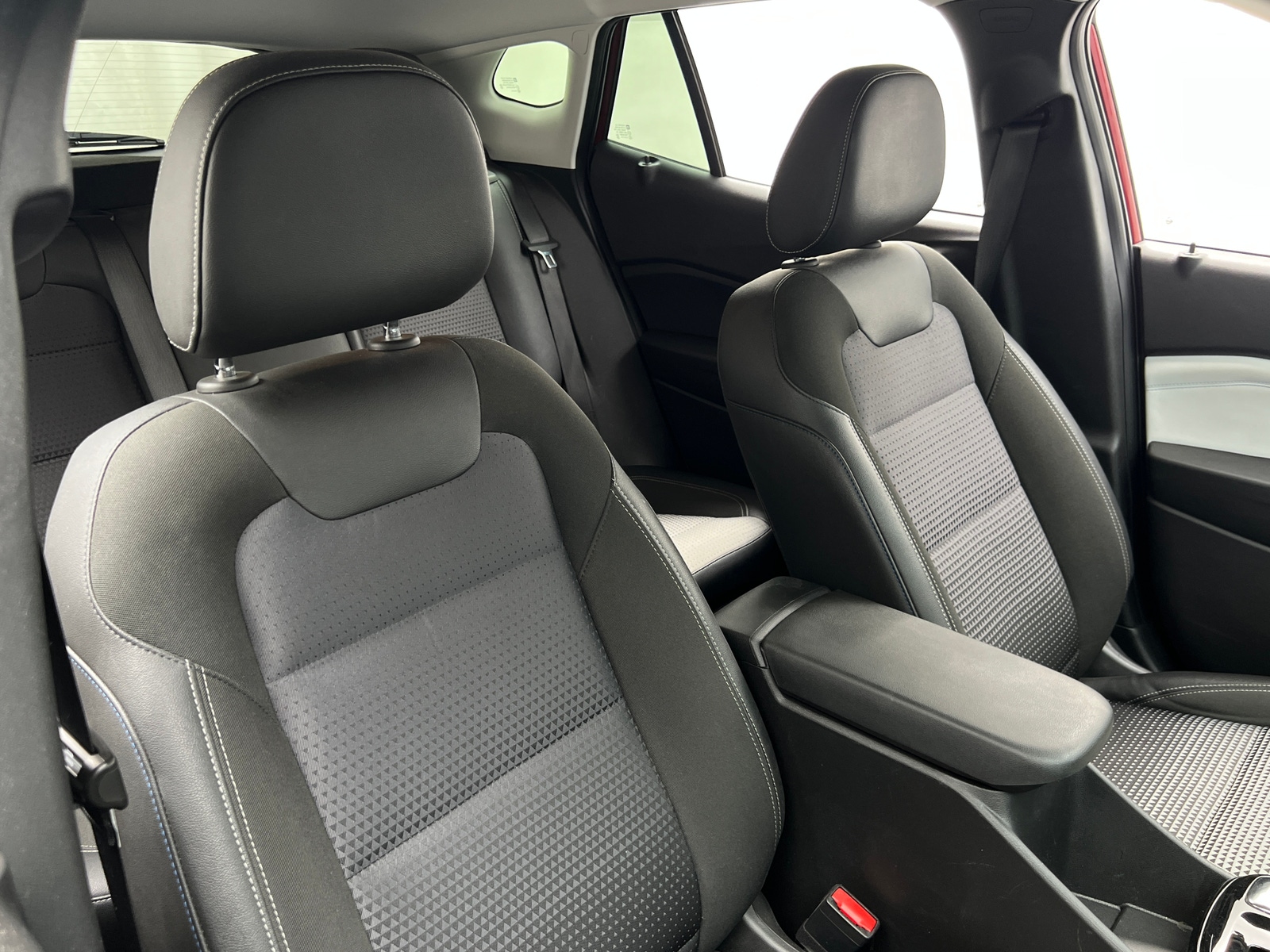 Thumbnail: 2025 Chevrolet Trax - 2