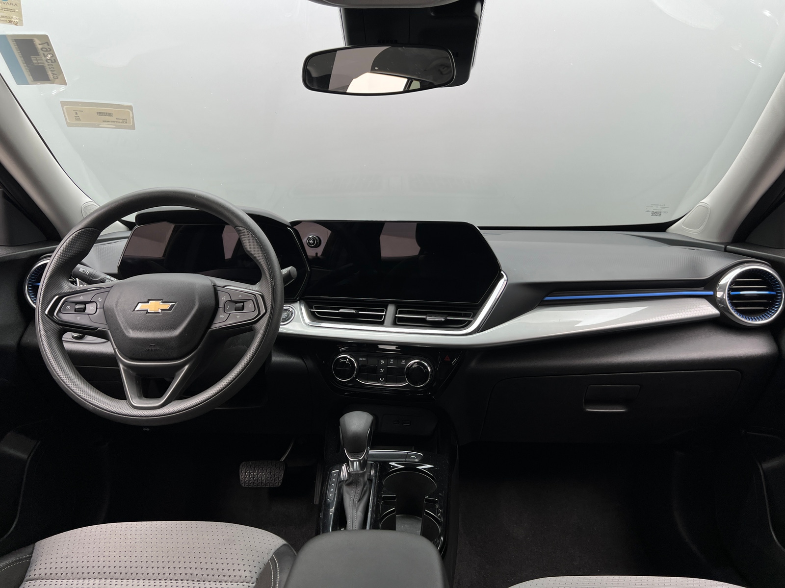 Thumbnail: 2025 Chevrolet Trax - 3