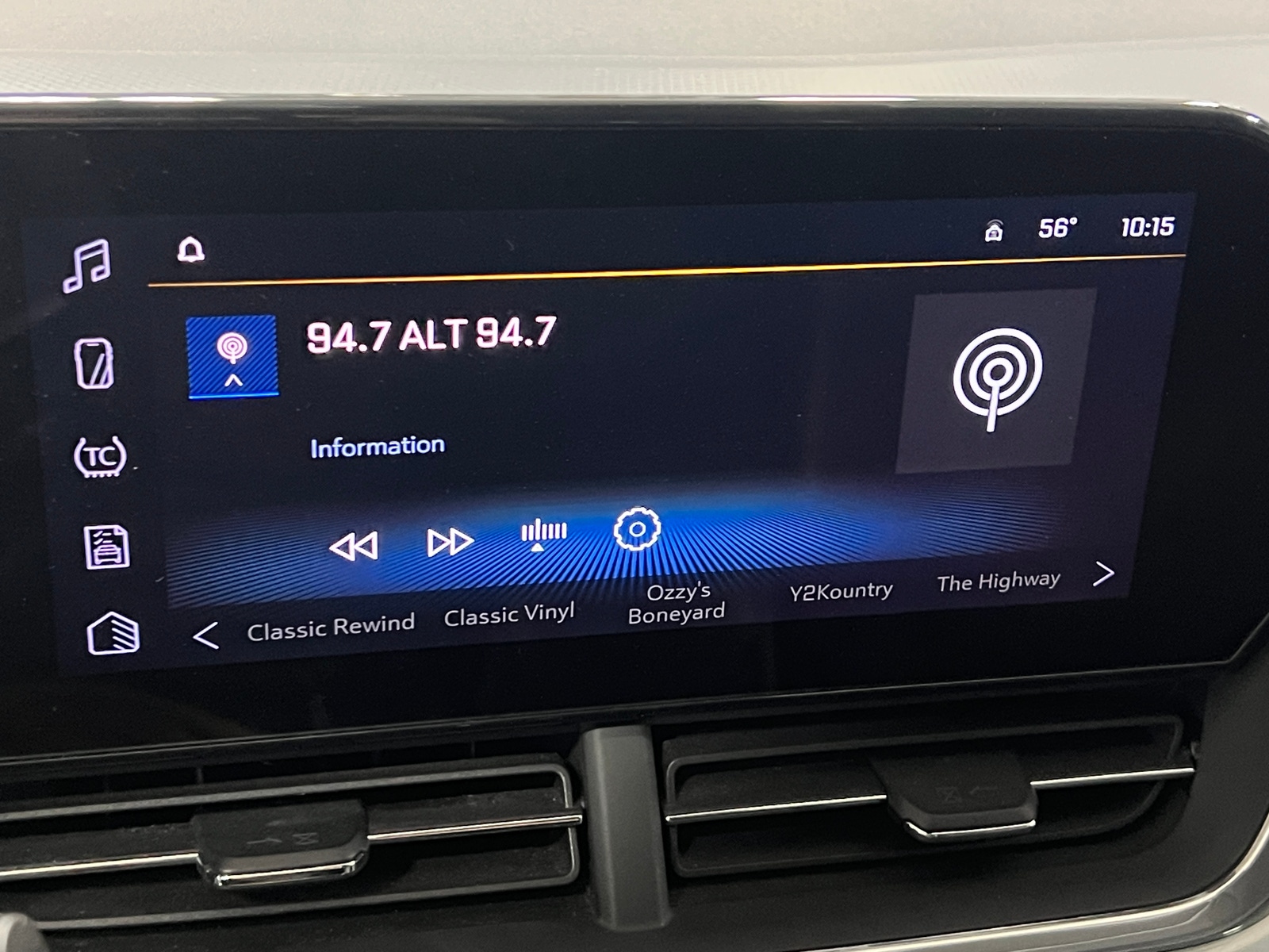 Thumbnail: 2025 Chevrolet Trax - 4