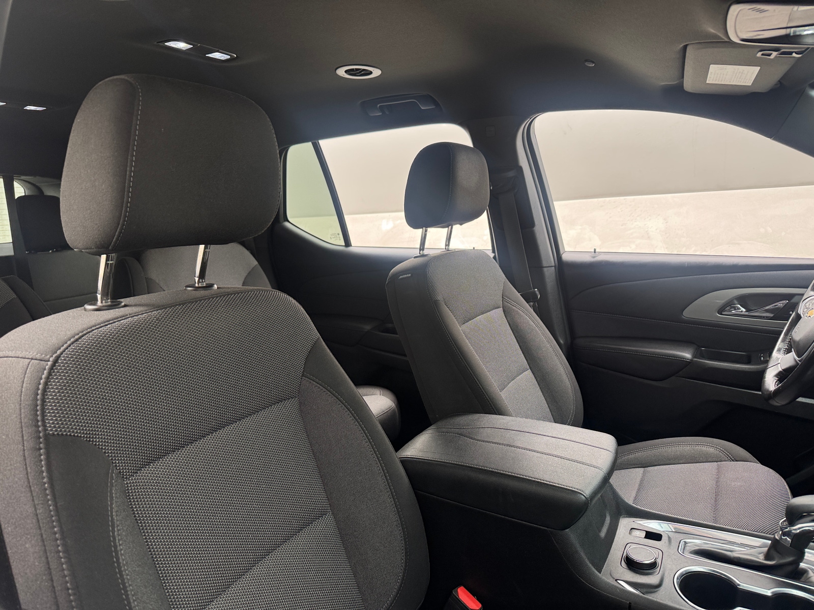 Thumbnail: 2022 Chevrolet Traverse - 2