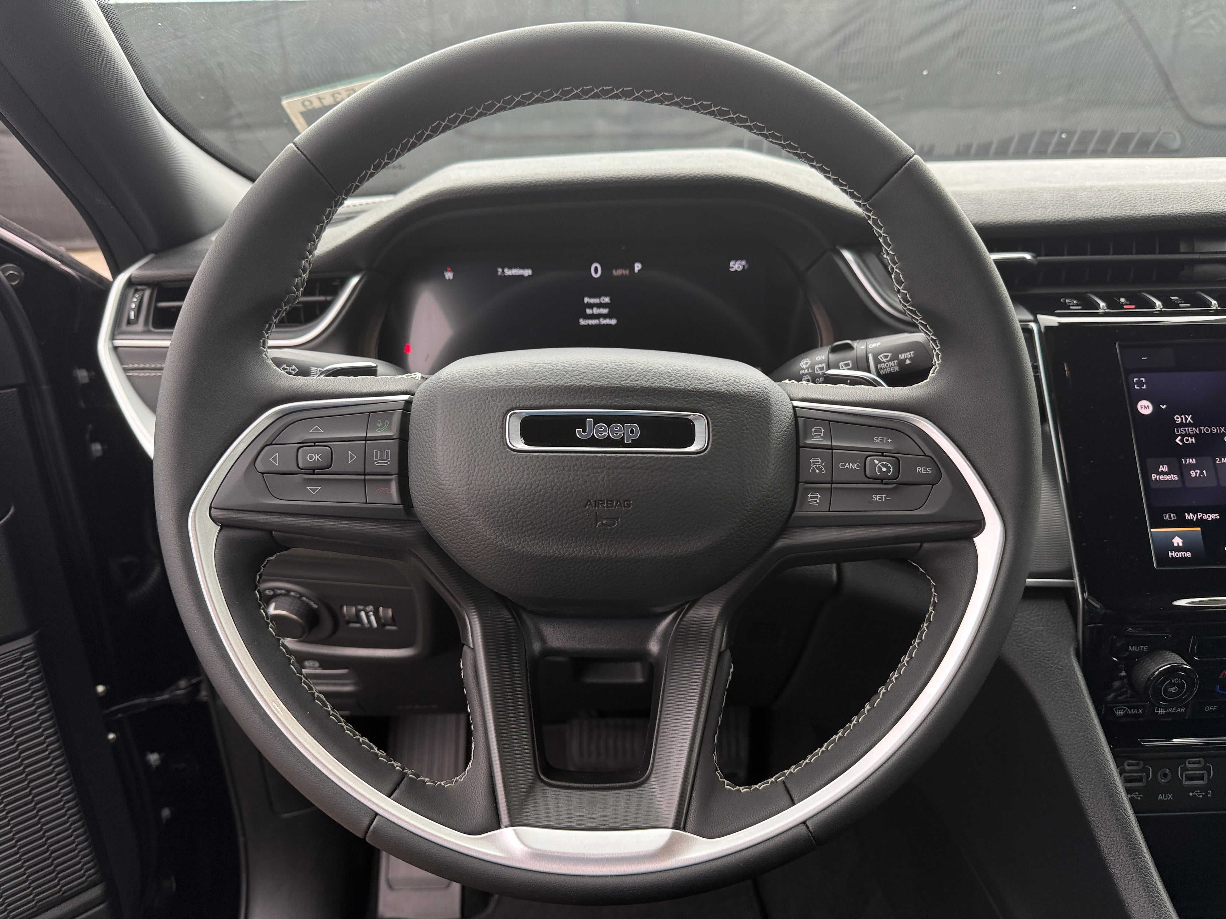 2026 Jeep Grand Cherokee L Laredo's photo