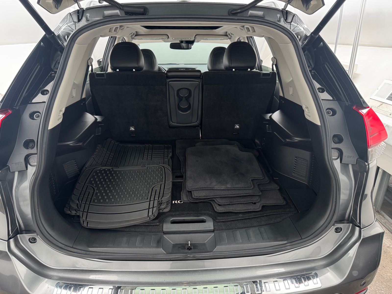 Thumbnail: 2019 Nissan Rogue - 6