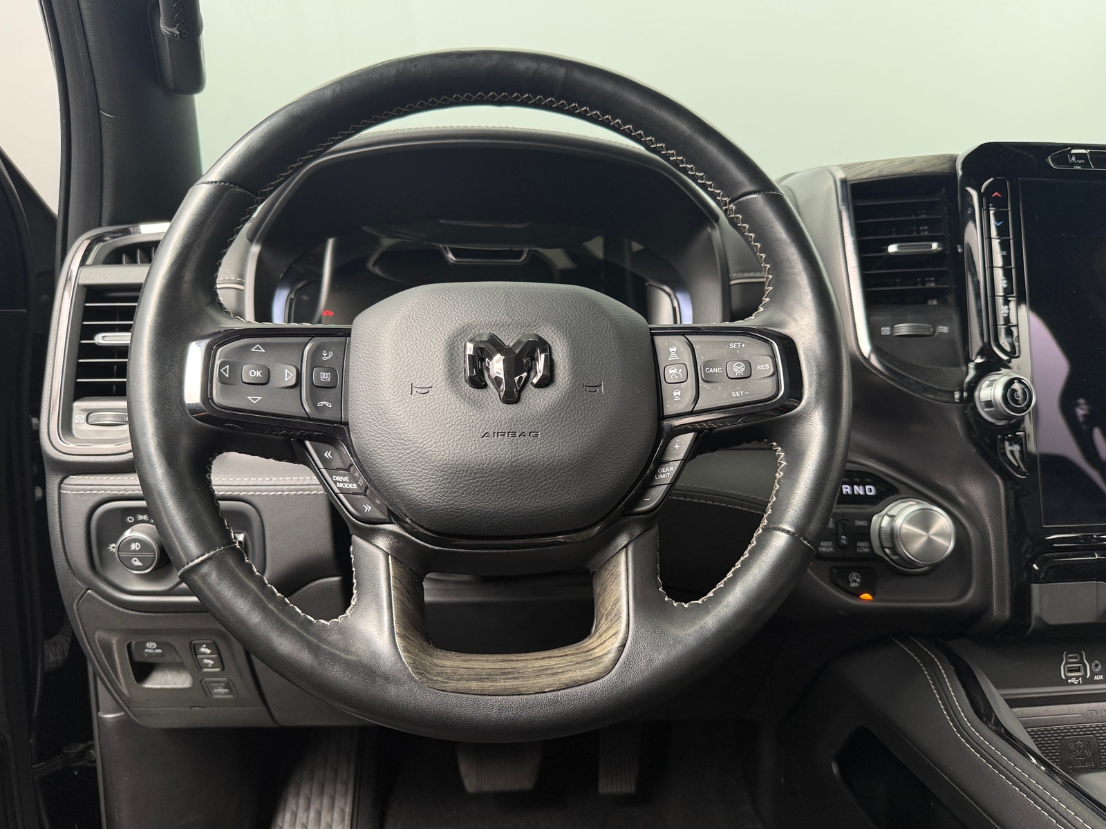 Thumbnail: 2025 RAM 1500 - 4