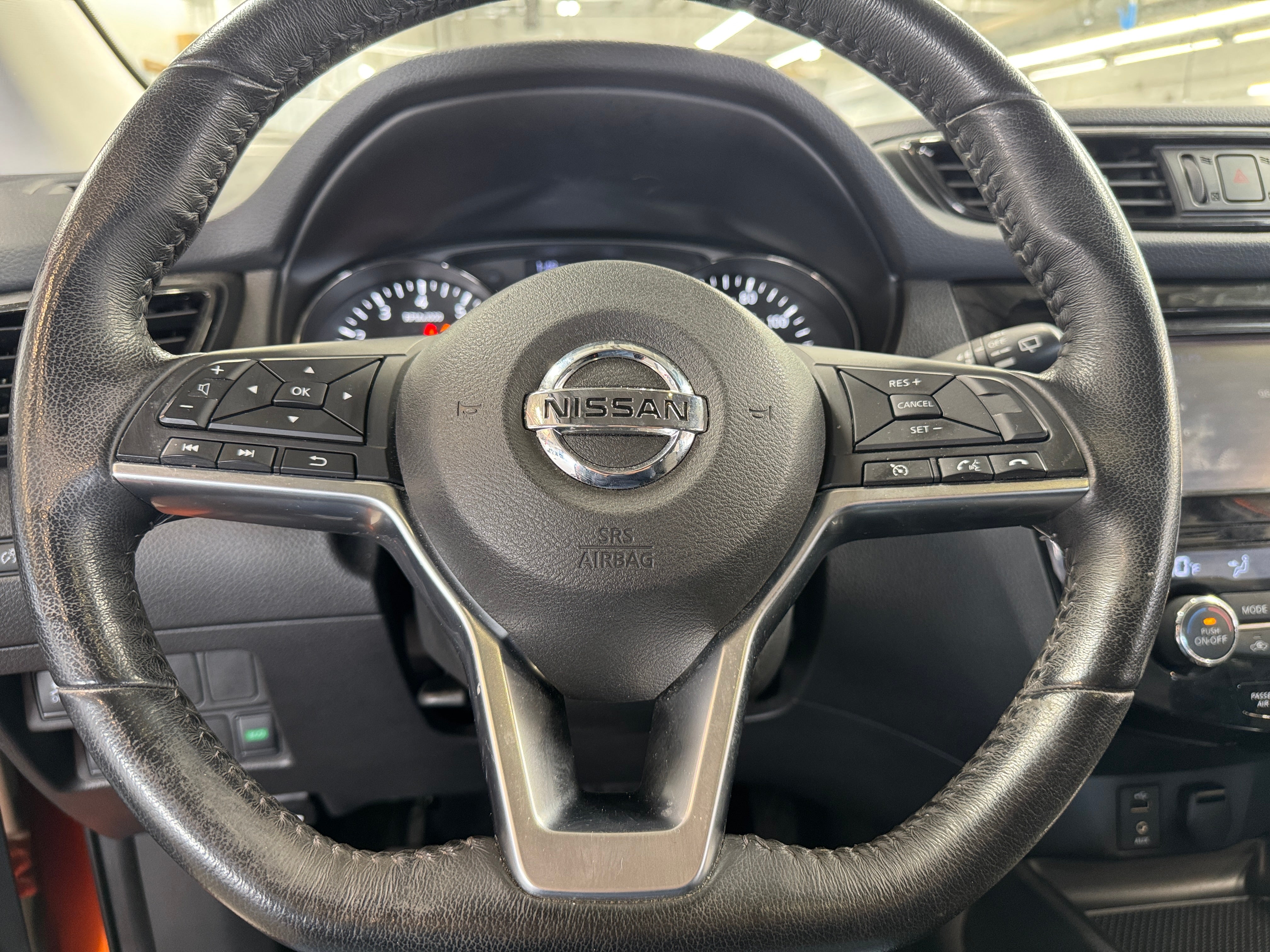 2017 Nissan Rogue Sport SV - Photo 6