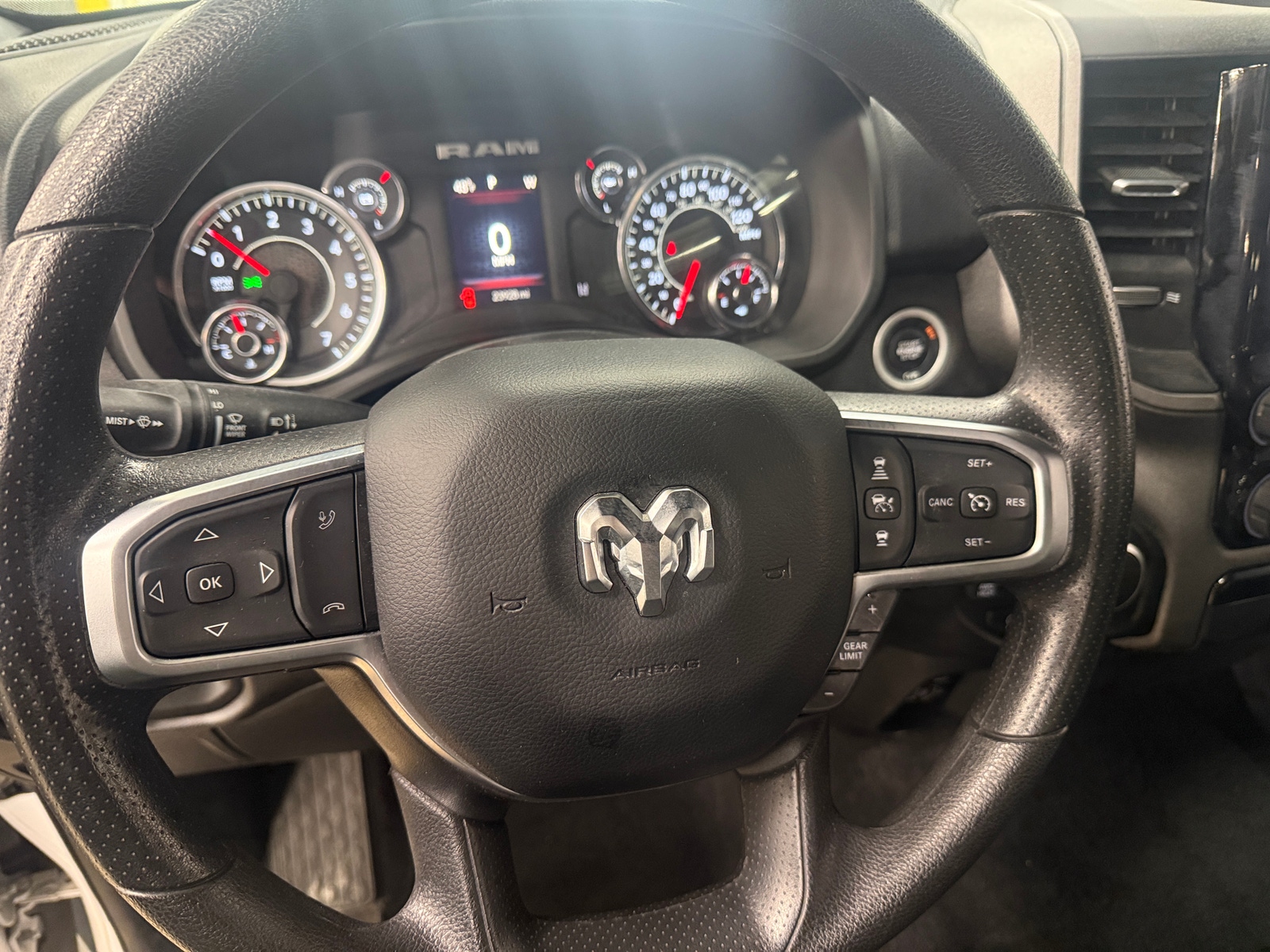 Thumbnail: 2025 RAM 1500 - 5