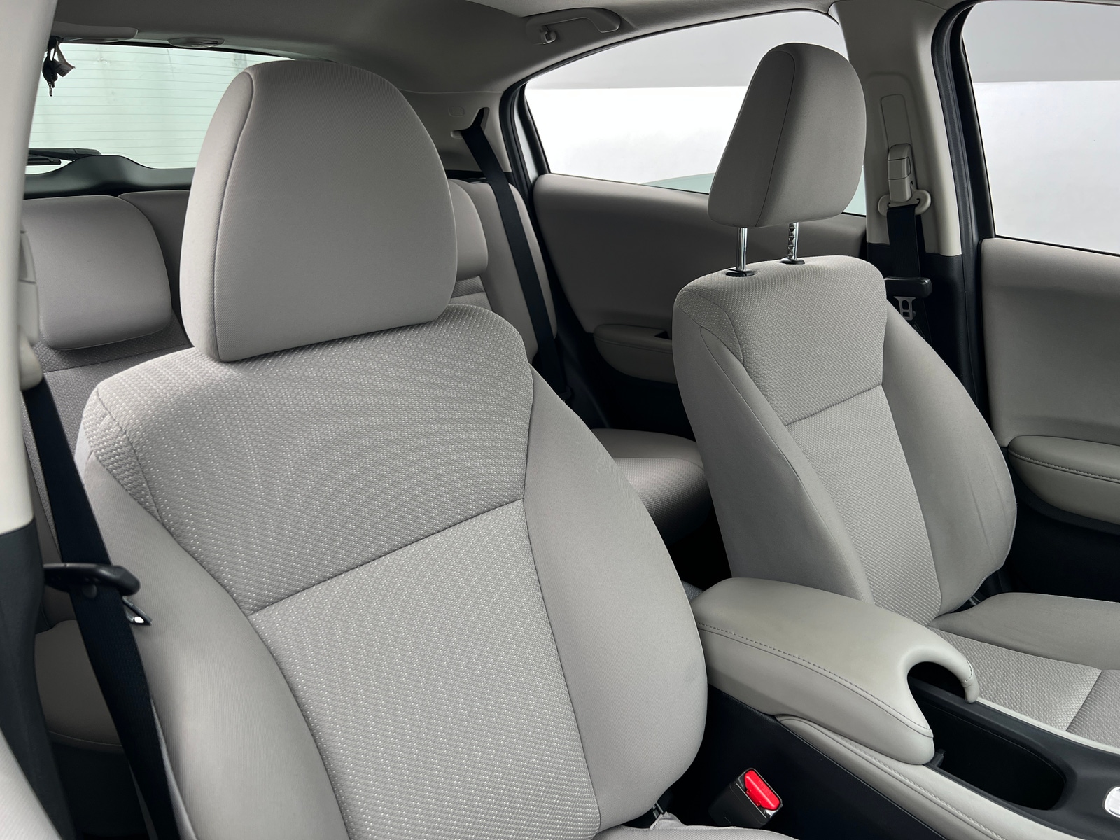 Thumbnail: 2016 Honda HR-V - 2