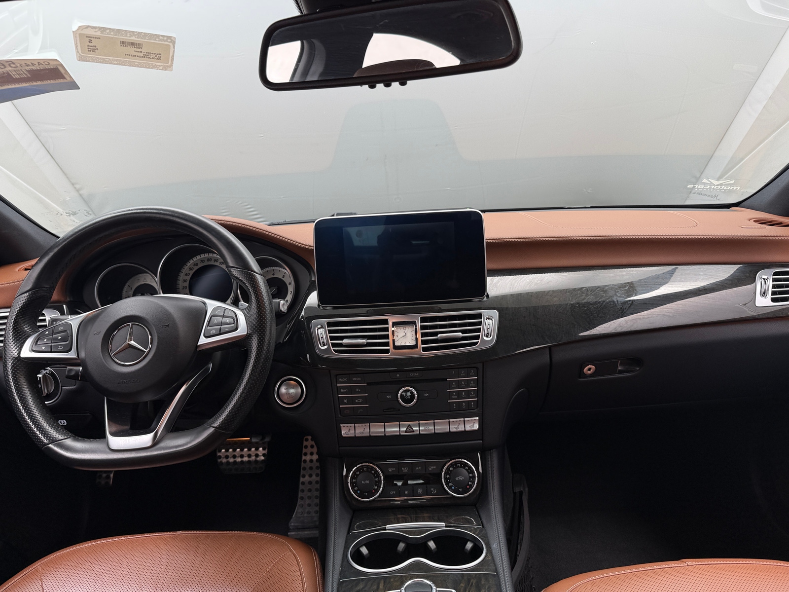 Thumbnail: 2016 Mercedes-Benz CLS - 2